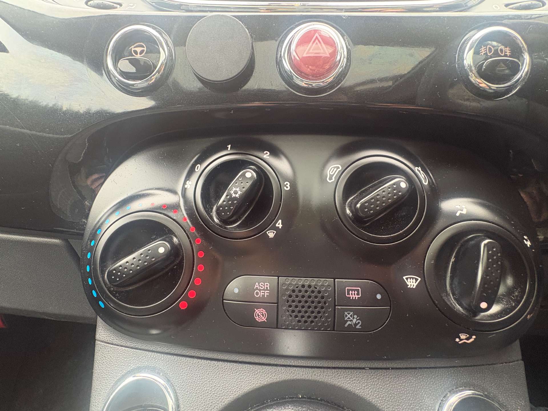 FIAT 500 1.2 500 Lounge 3dr #22