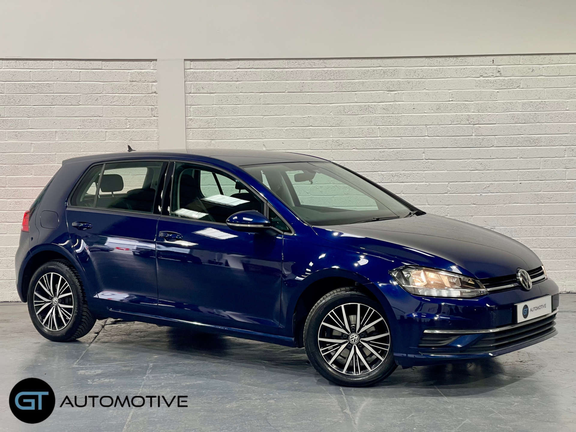 Golf 1.0 Golf SE Nav TSi BlueMotion Technology Semi-Auto 5dr Main Image