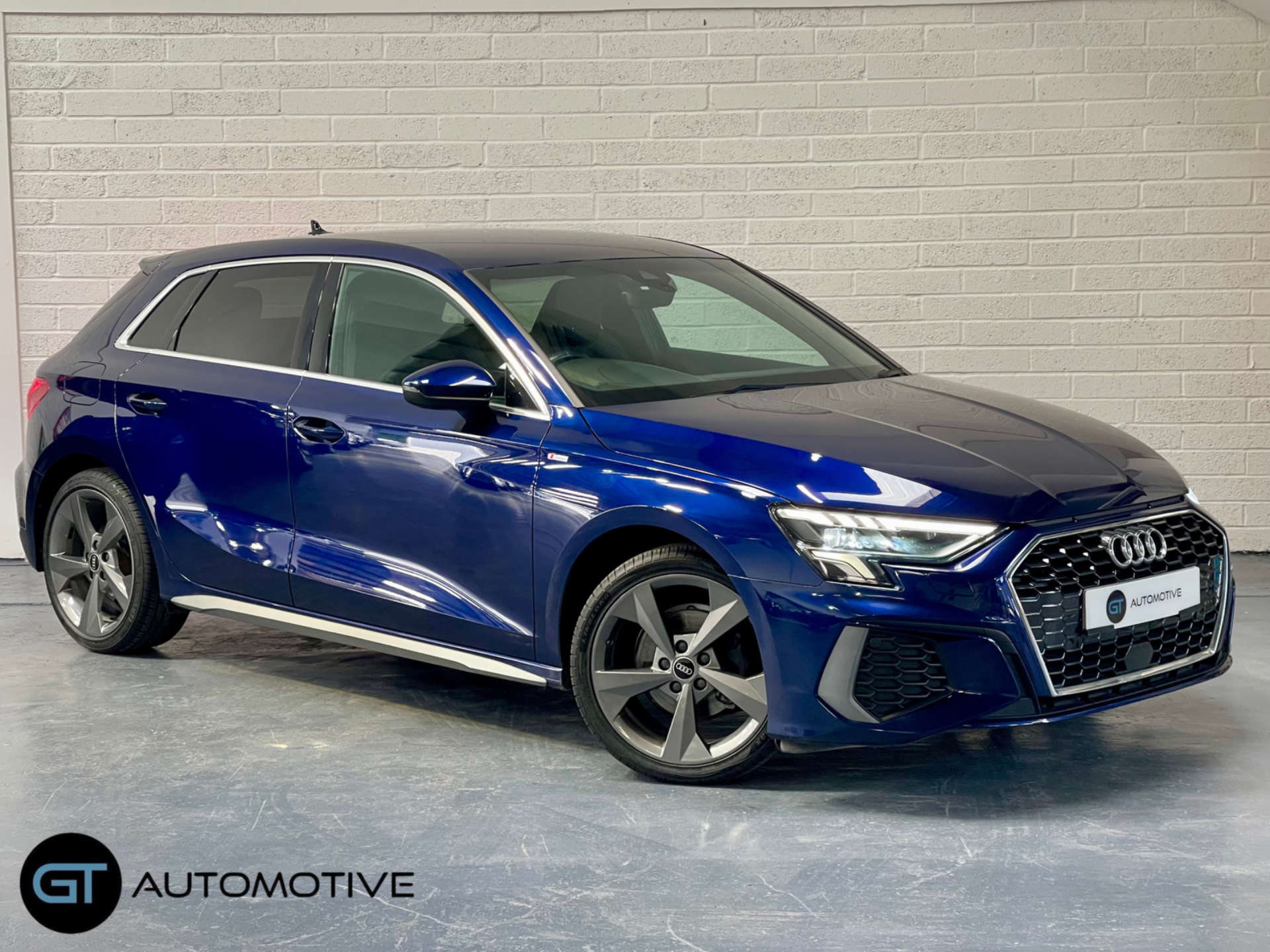 A3 1.0 A3 Sportback 30 TFSI S Line 5dr Main Image