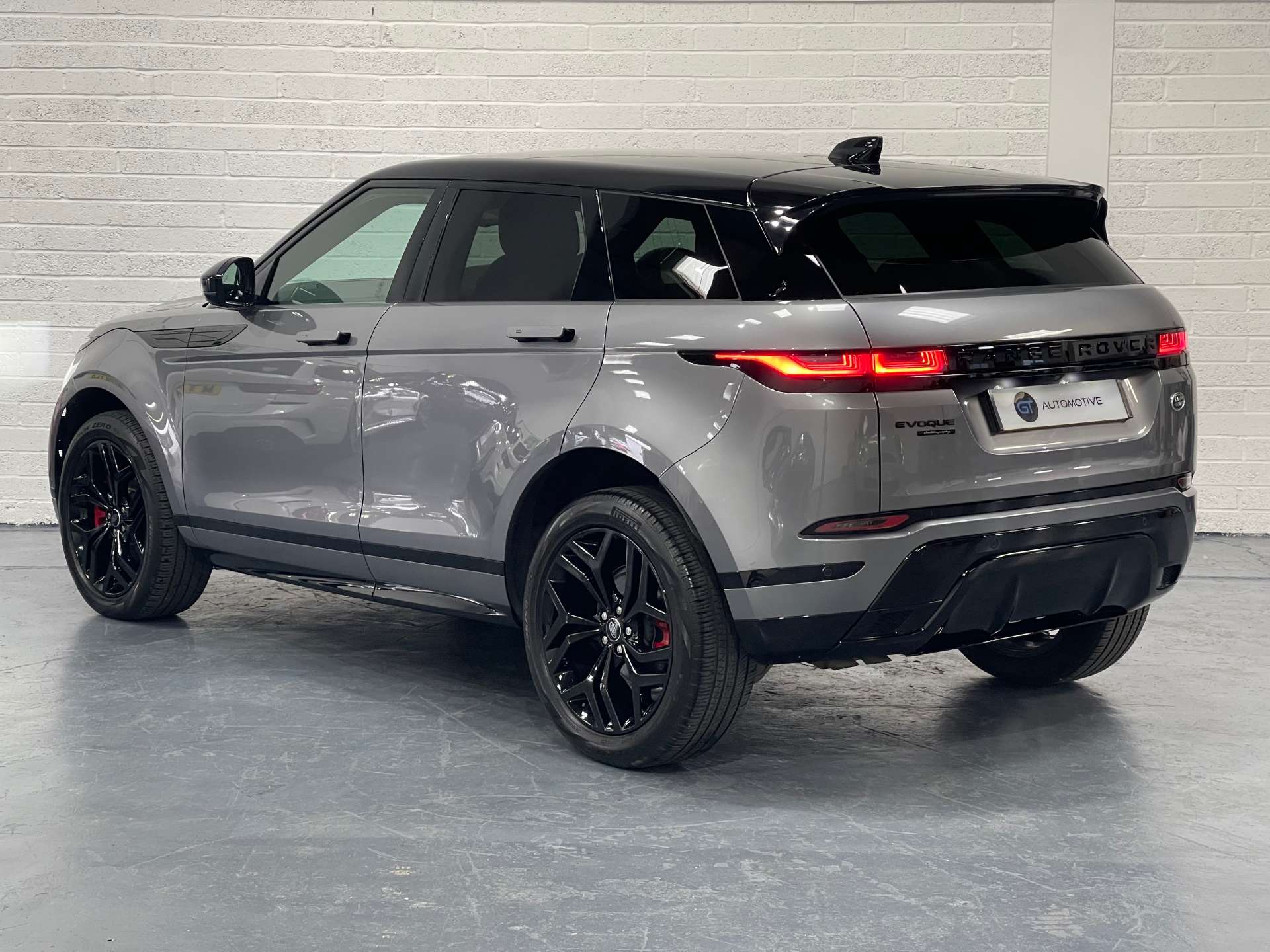 Range Rover Evoque photo 11