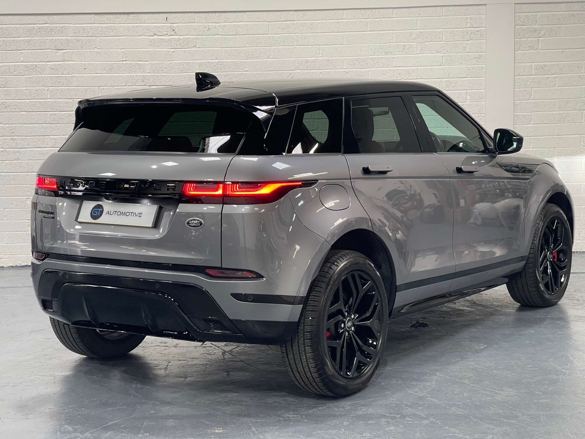Range Rover Evoque photo 9
