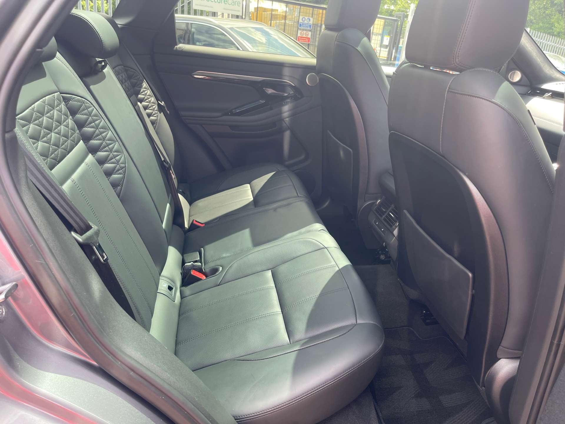 Range Rover Evoque photo 49