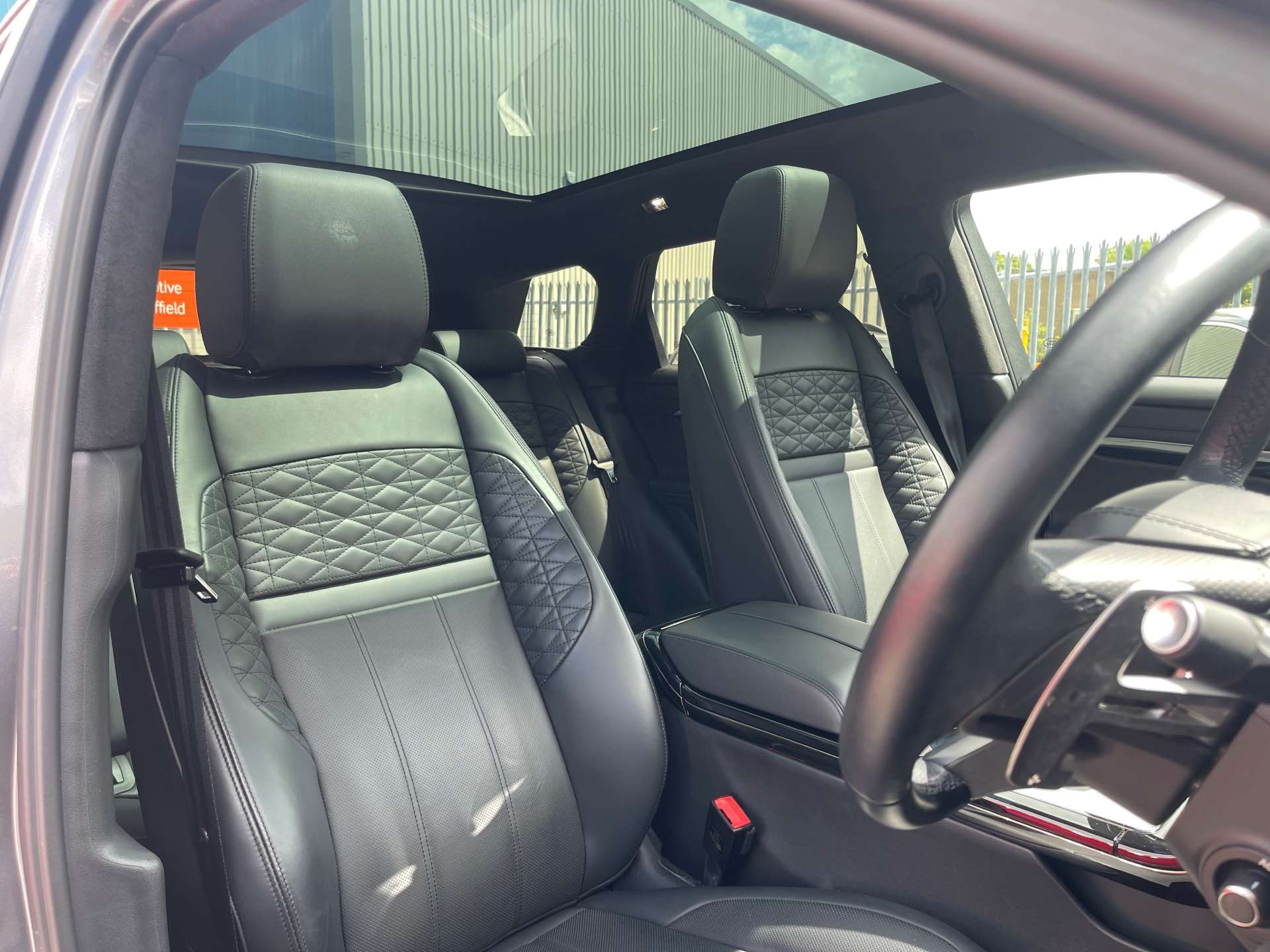 Range Rover Evoque photo 13