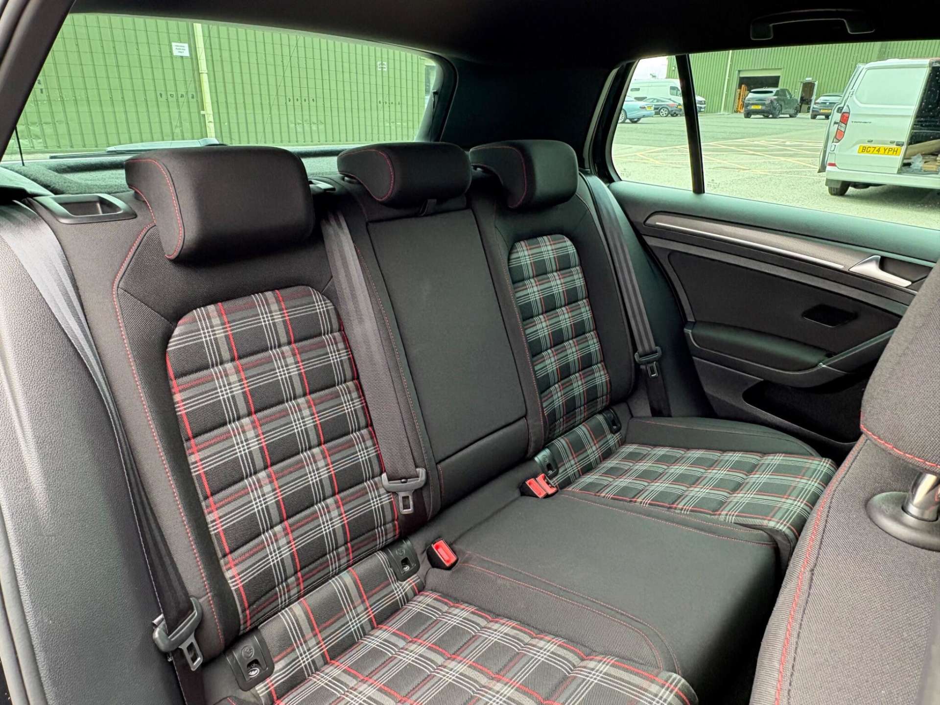 VOLKSWAGEN GOLF 2.0 TSI GTI Performance DSG Euro 6 (s/s) 5dr #17