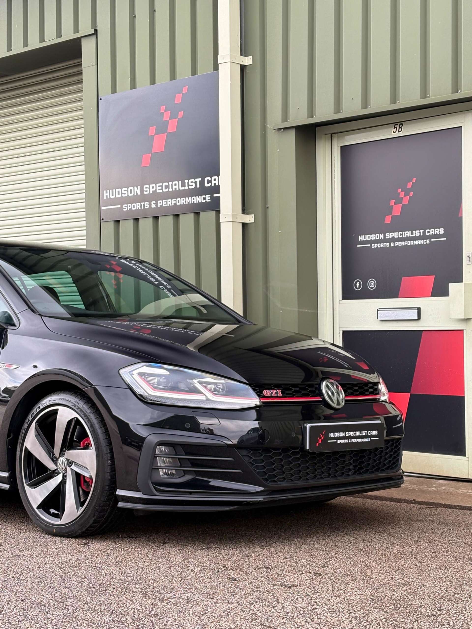 VOLKSWAGEN GOLF 2.0 TSI GTI Performance DSG Euro 6 (s/s) 5dr #24