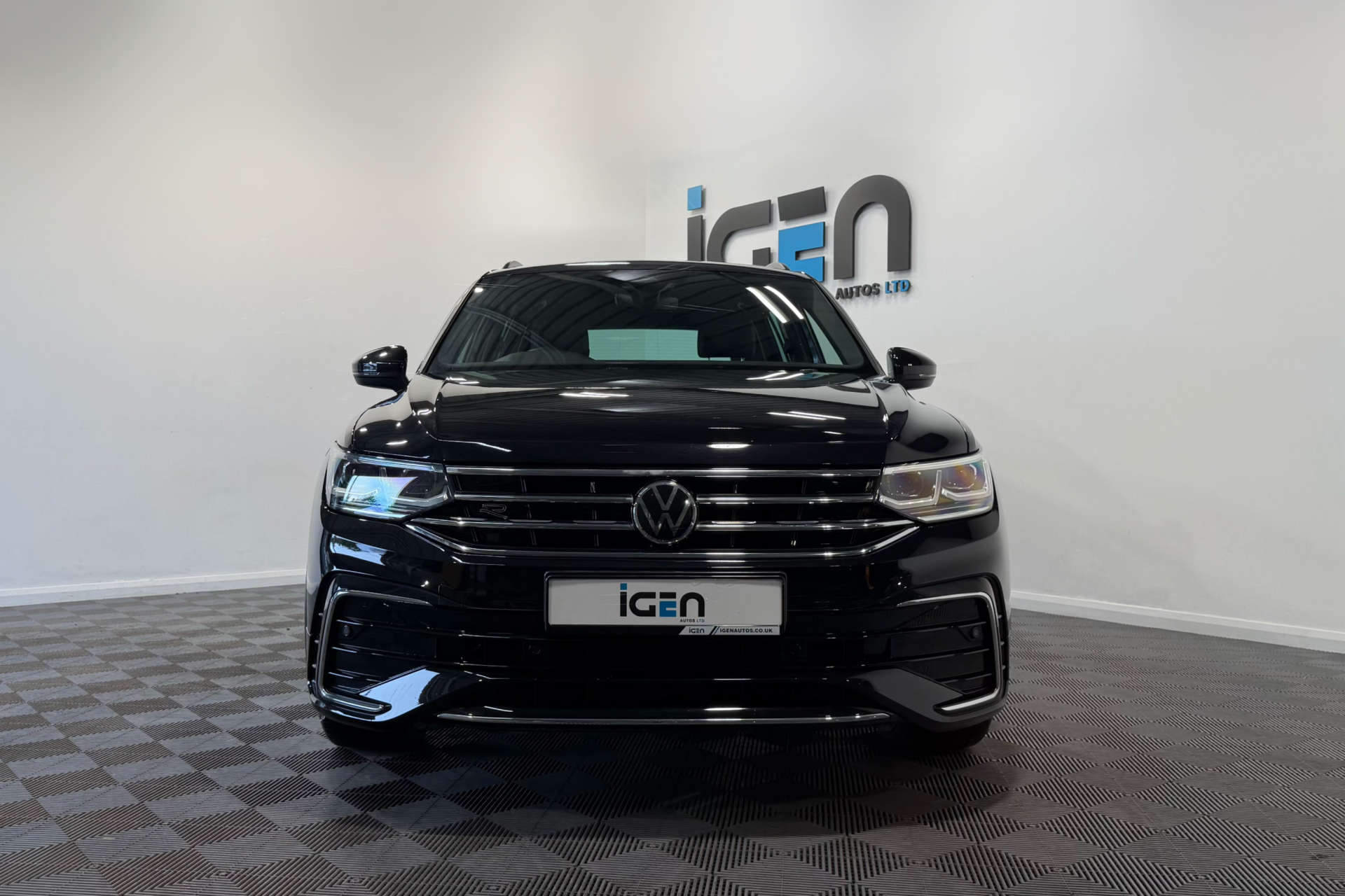 2021 Volkswagen TIGUAN 1.5 Tiguan R-Line TSi Semi-Auto 5dr - vehicle photo 7 for sale on PureCar