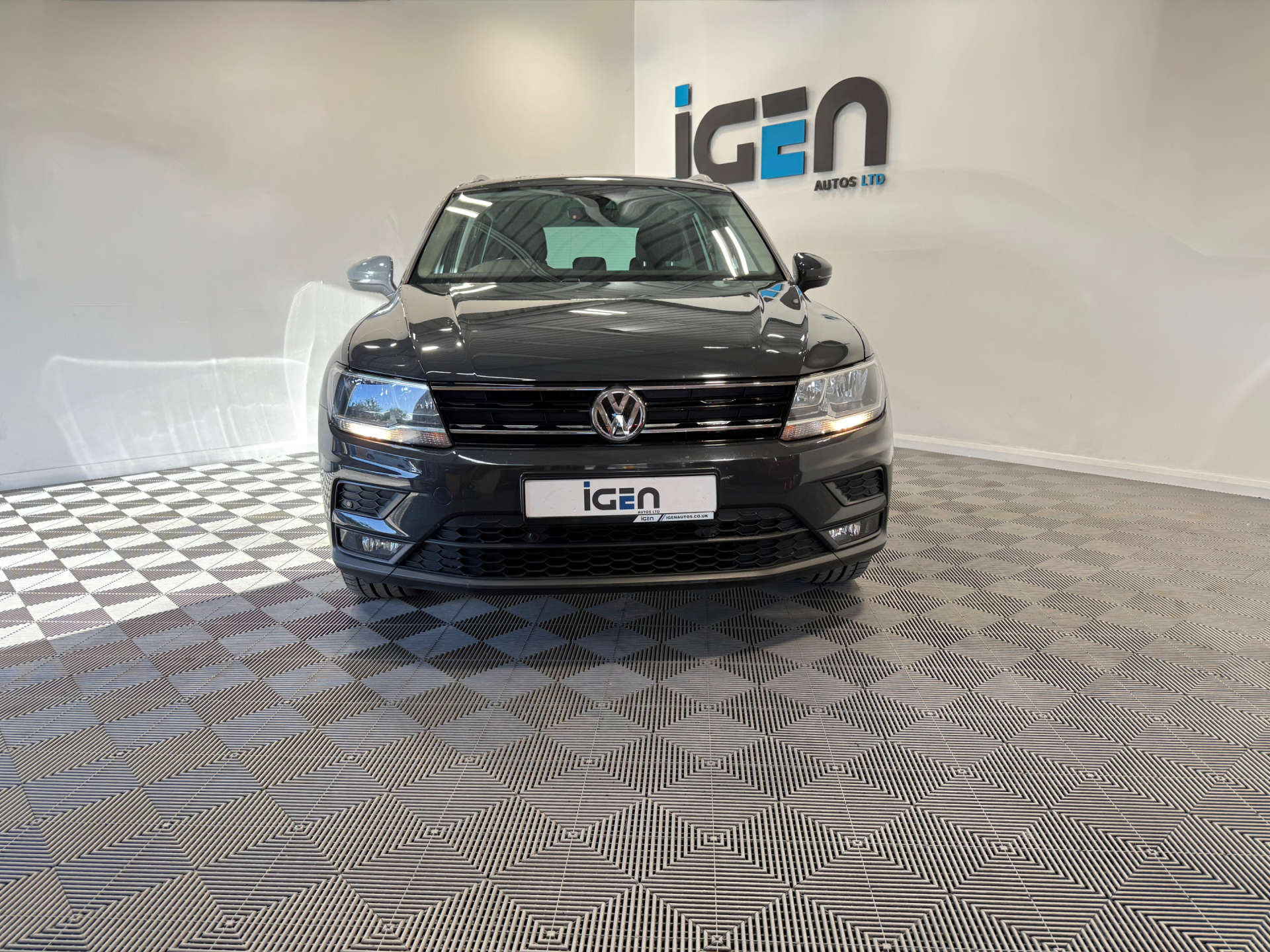 2020 Volkswagen TIGUAN 2.0 Tiguan Match TDI 4Motion Semi-Auto 4WD 5dr - vehicle photo 6 for sale on PureCar