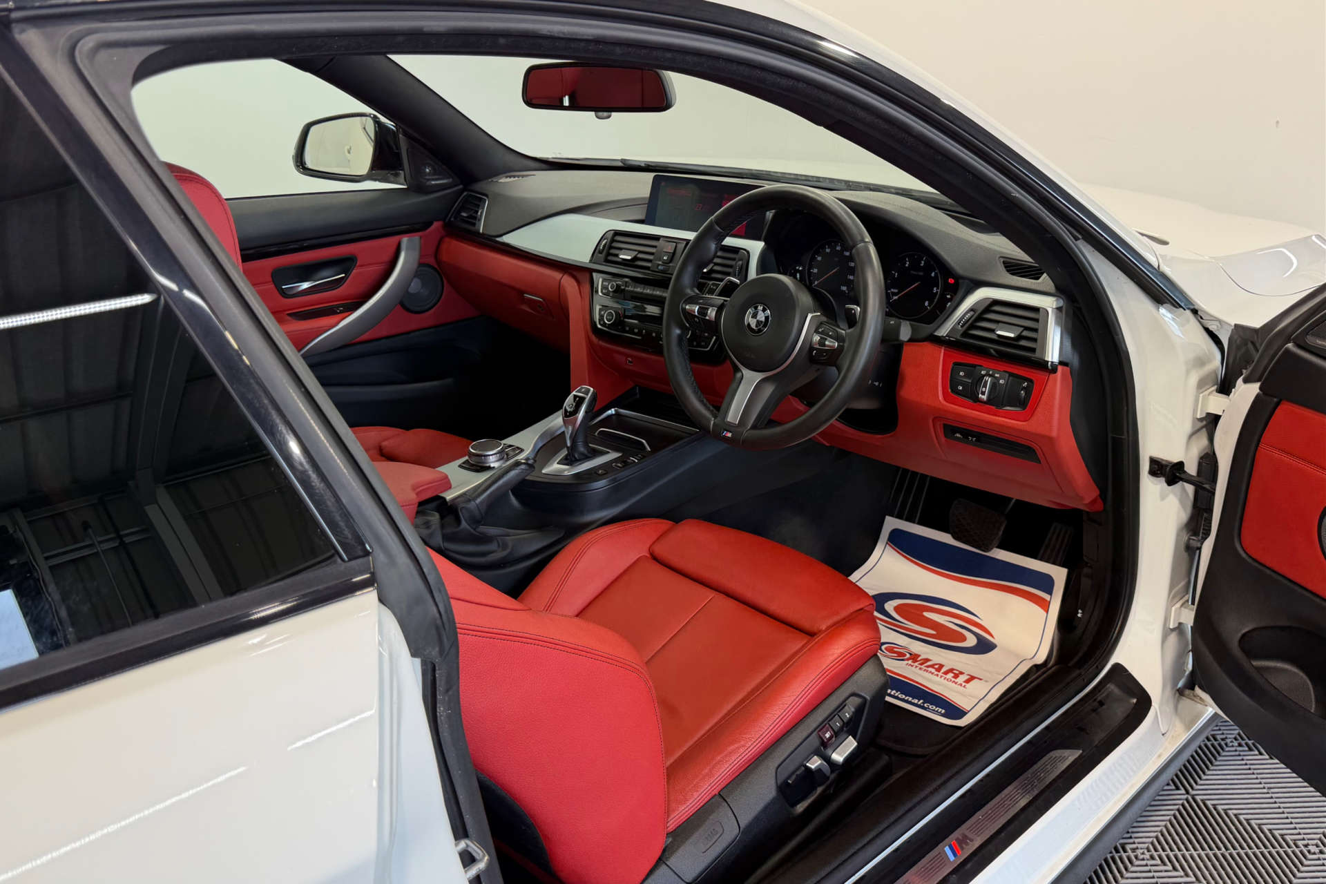 2018 BMW 4 SERIES 3.0 430d M Sport Auto 2dr - vehicle photo 15 for sale on PureCar