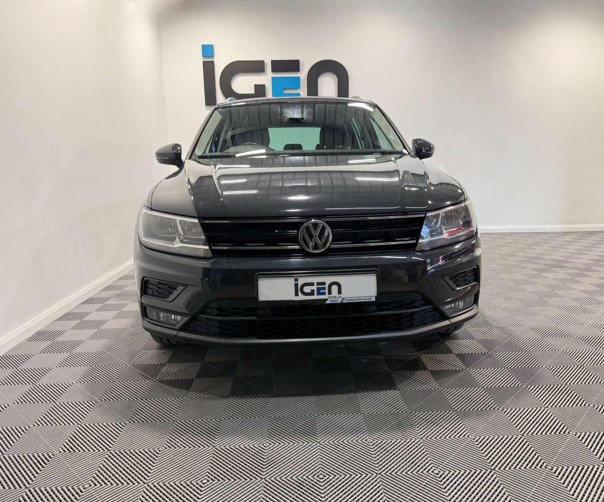 2020 Volkswagen TIGUAN 2.0 Tiguan Match TDI 4Motion Semi-Auto 4WD 5dr - vehicle photo 8 for sale on PureCar