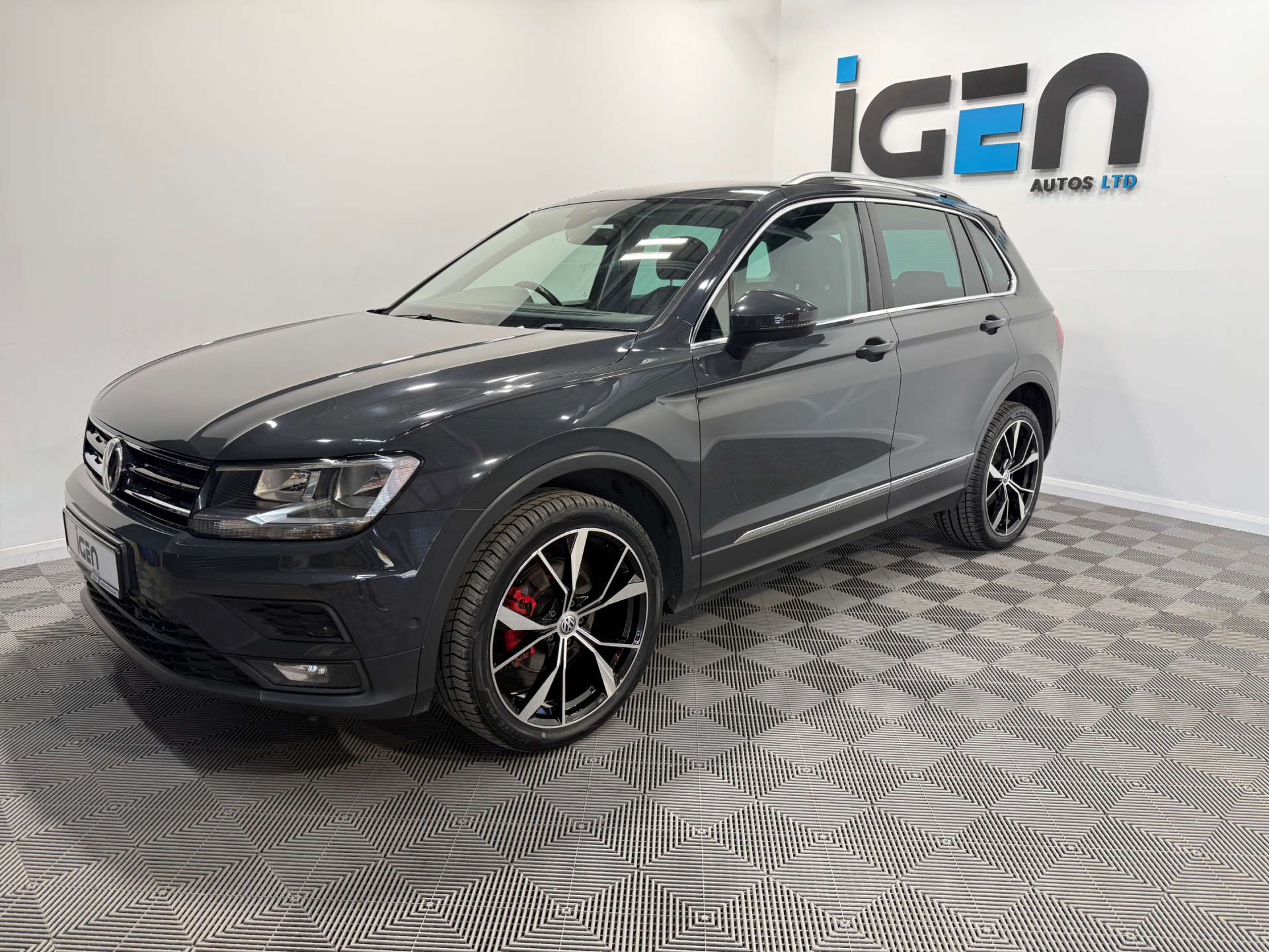 2020 Volkswagen TIGUAN 2.0 Tiguan Match TDI 4Motion Semi-Auto 4WD 5dr - vehicle photo 9 for sale on PureCar