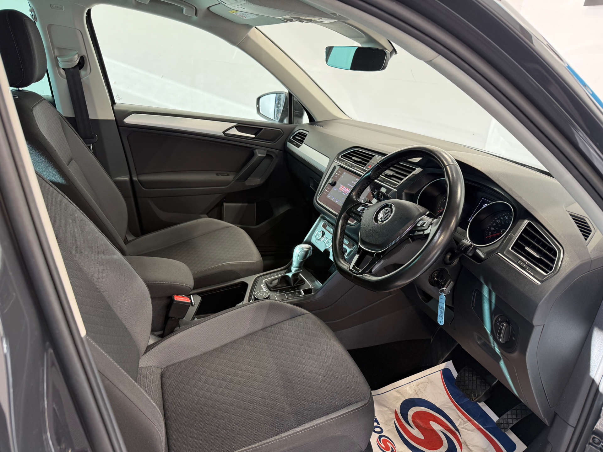 2020 Volkswagen TIGUAN 2.0 Tiguan Match TDI 4Motion Semi-Auto 4WD 5dr - vehicle photo 11 for sale on PureCar
