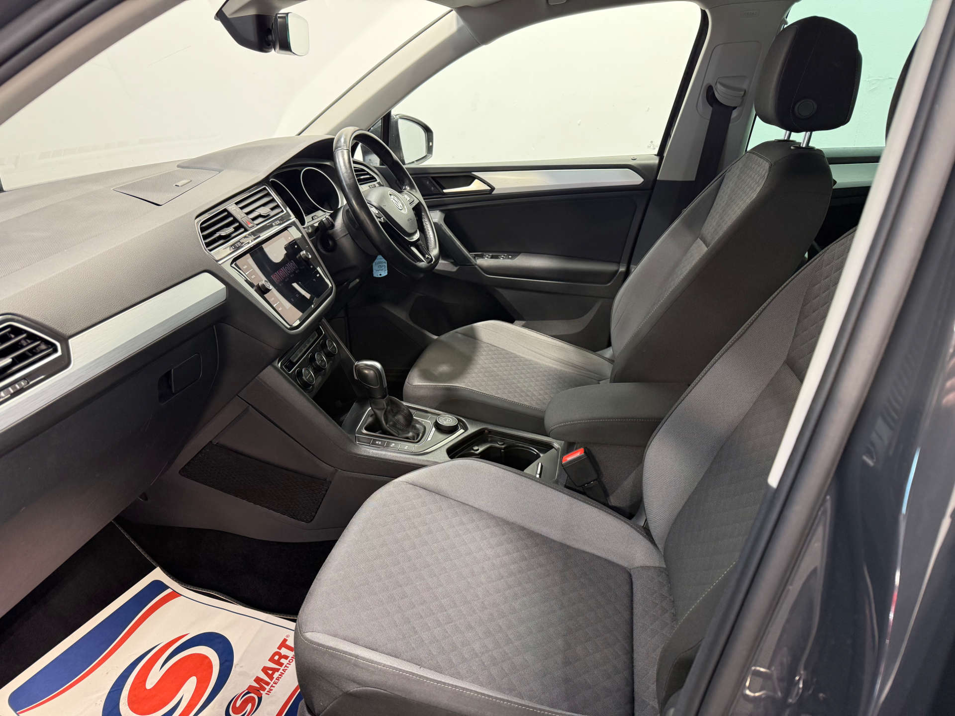 2020 Volkswagen TIGUAN 2.0 Tiguan Match TDI 4Motion Semi-Auto 4WD 5dr - vehicle photo 13 for sale on PureCar