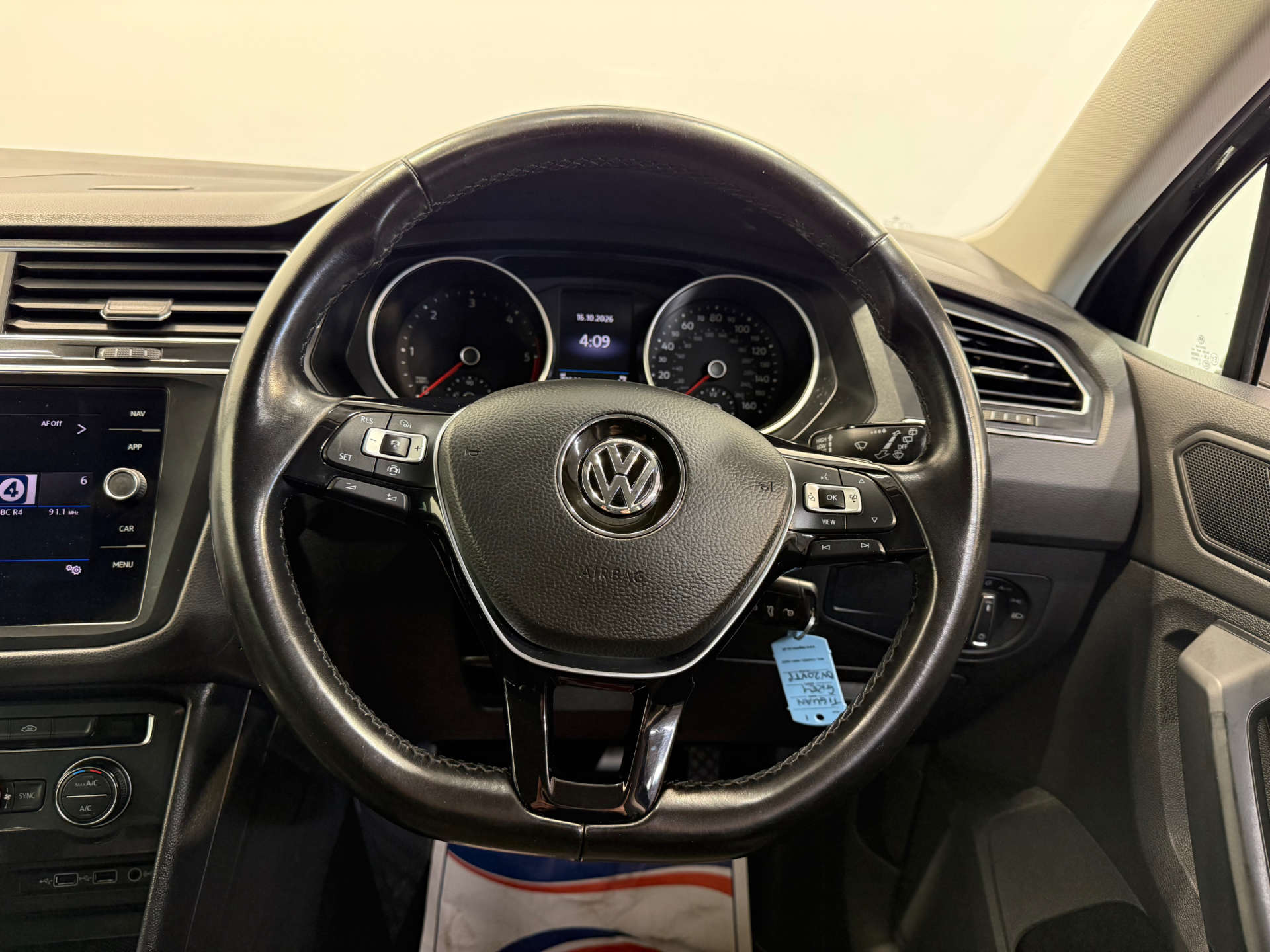 2020 Volkswagen TIGUAN 2.0 Tiguan Match TDI 4Motion Semi-Auto 4WD 5dr - vehicle photo 18 for sale on PureCar