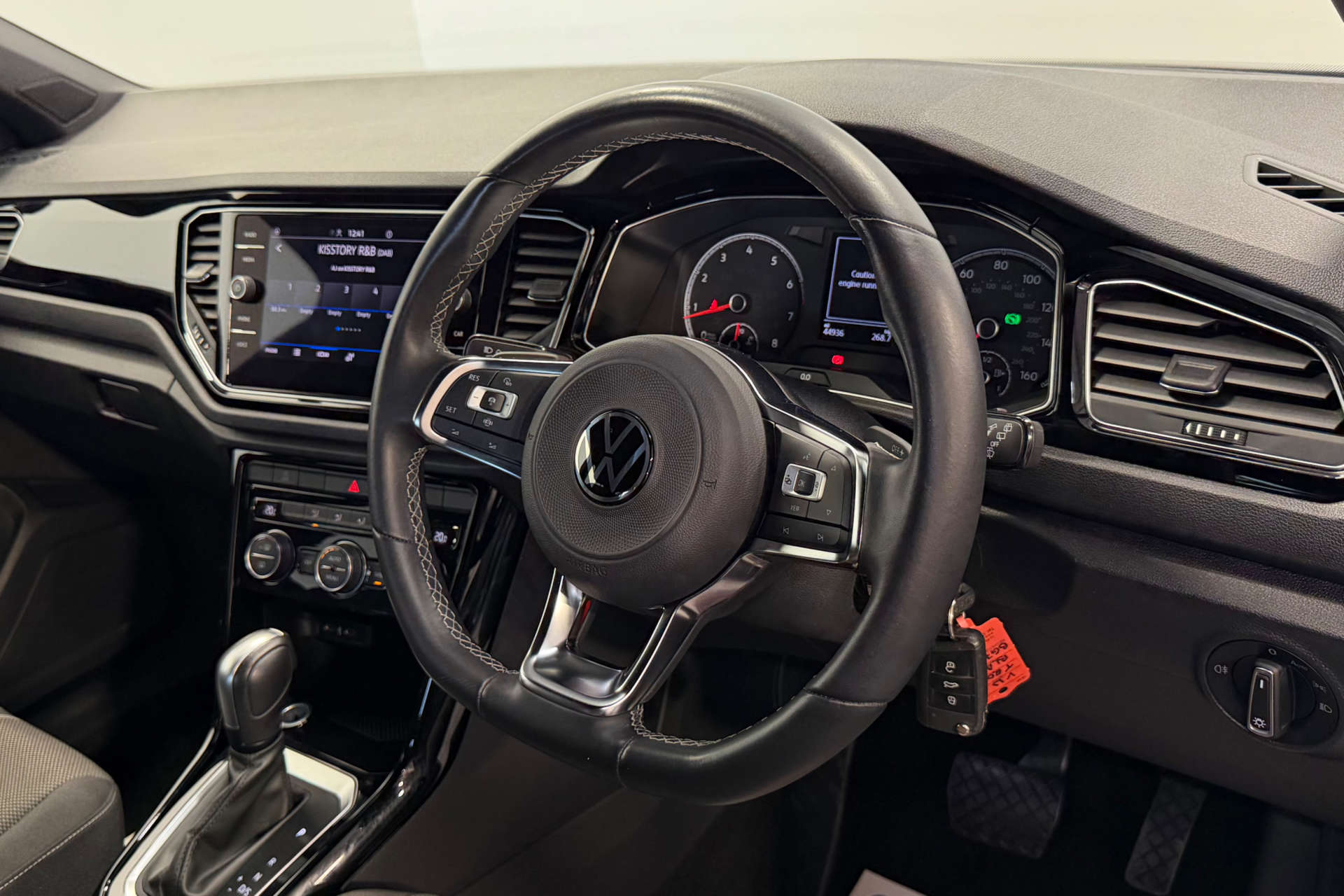 2022 Volkswagen T-ROC 1.5 T-Roc Black Edition TSi Evo Semi-Auto 5dr - vehicle photo 22 for sale on PureCar