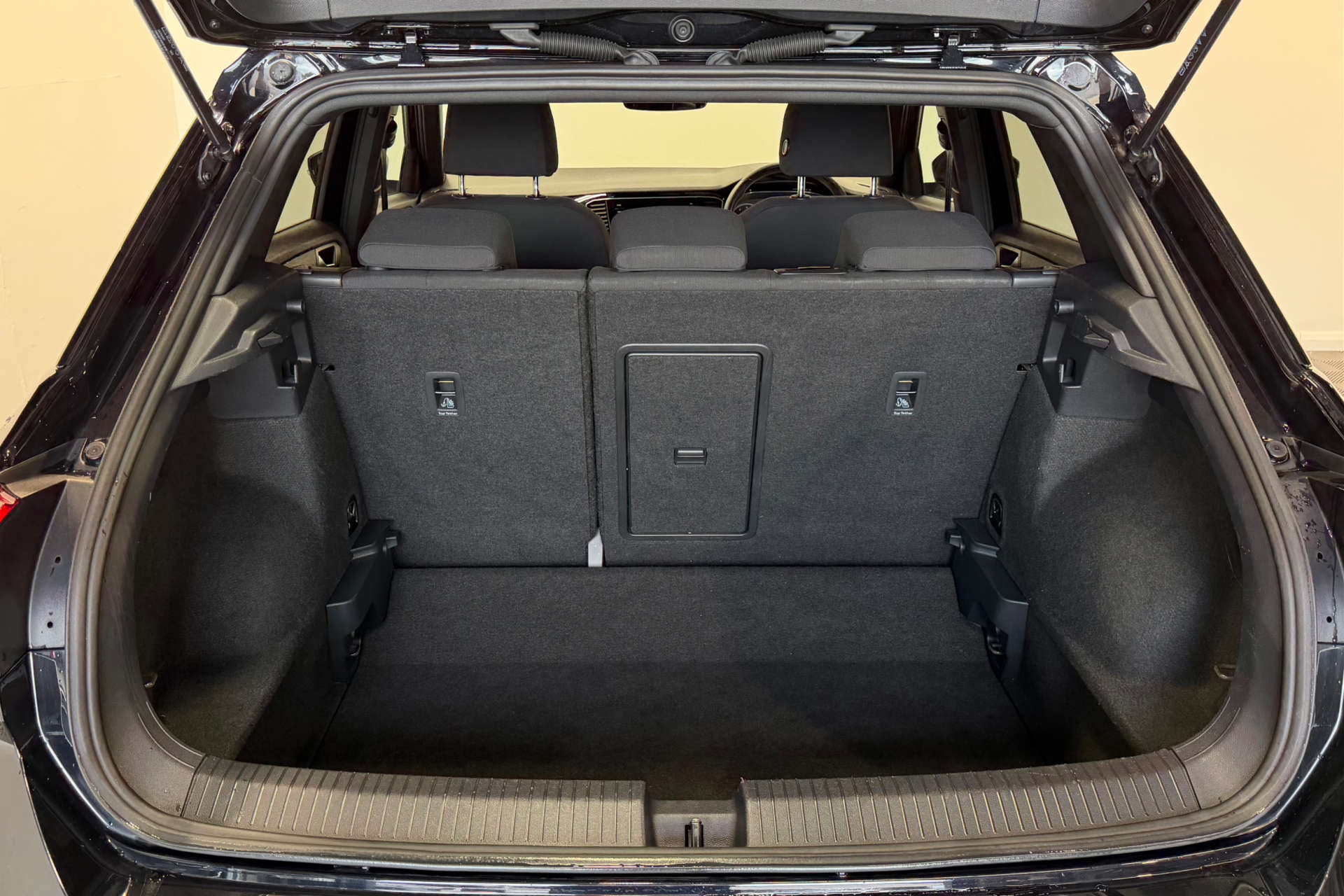 2022 Volkswagen T-ROC 1.5 T-Roc Black Edition TSi Evo Semi-Auto 5dr - vehicle photo 31 for sale on PureCar