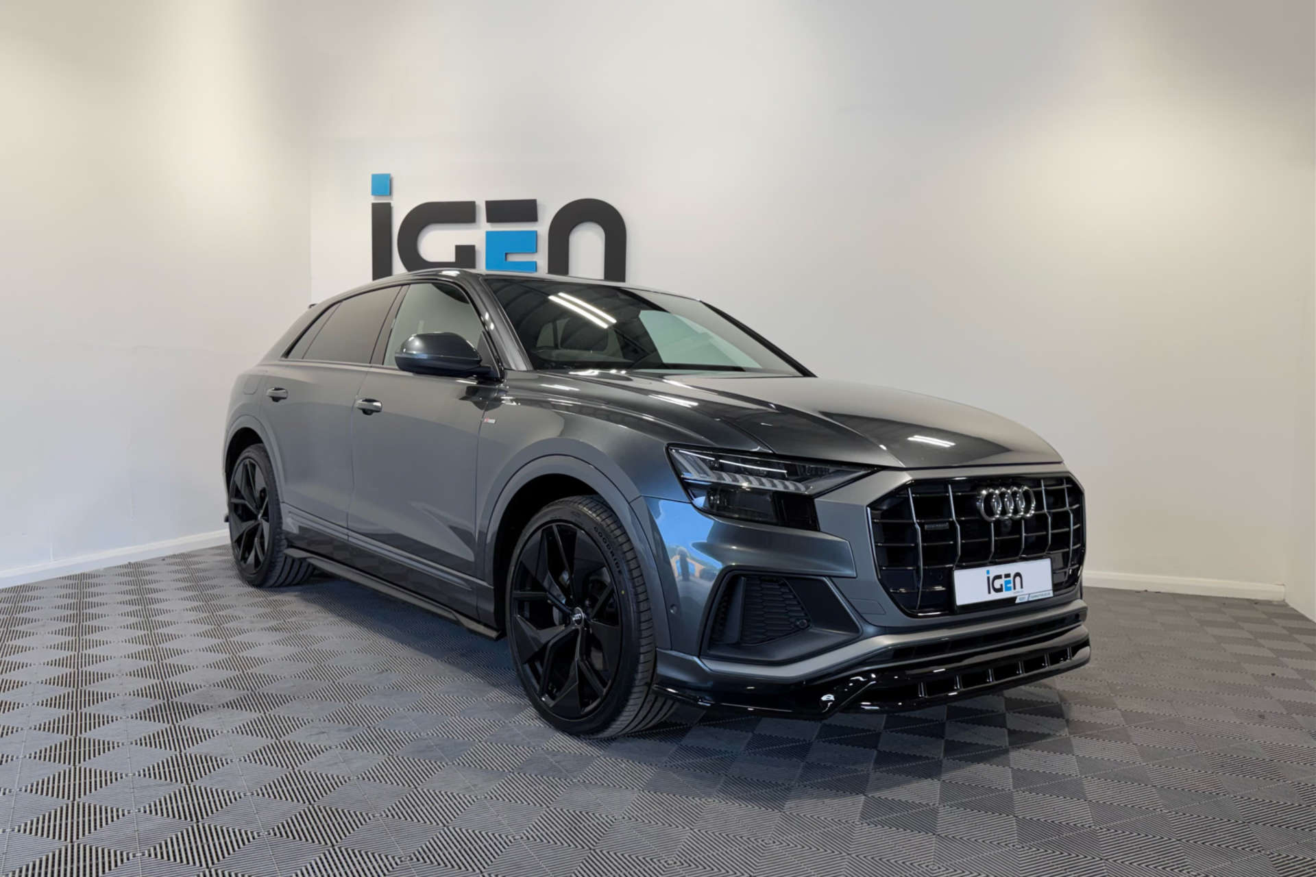 2019 Audi Q8 S Line - vehicle photo 3 for sale on PureCar