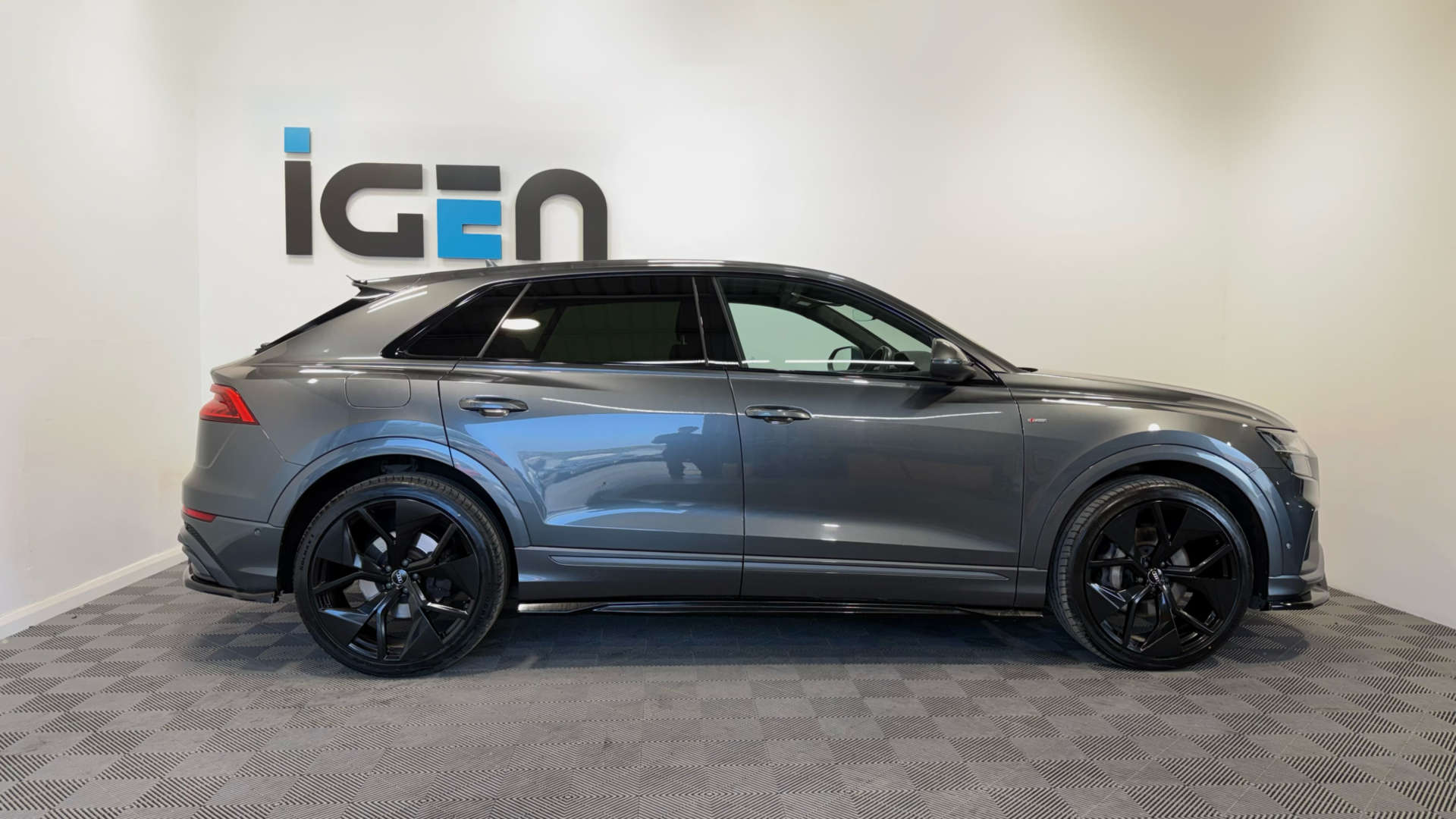 2019 Audi Q8 S Line - vehicle photo 5 for sale on PureCar