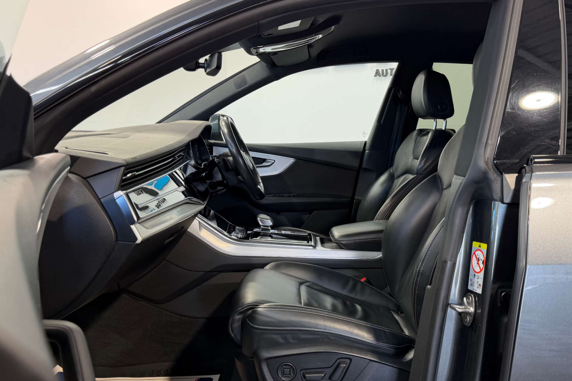 2019 Audi Q8 S Line - vehicle photo 14 for sale on PureCar