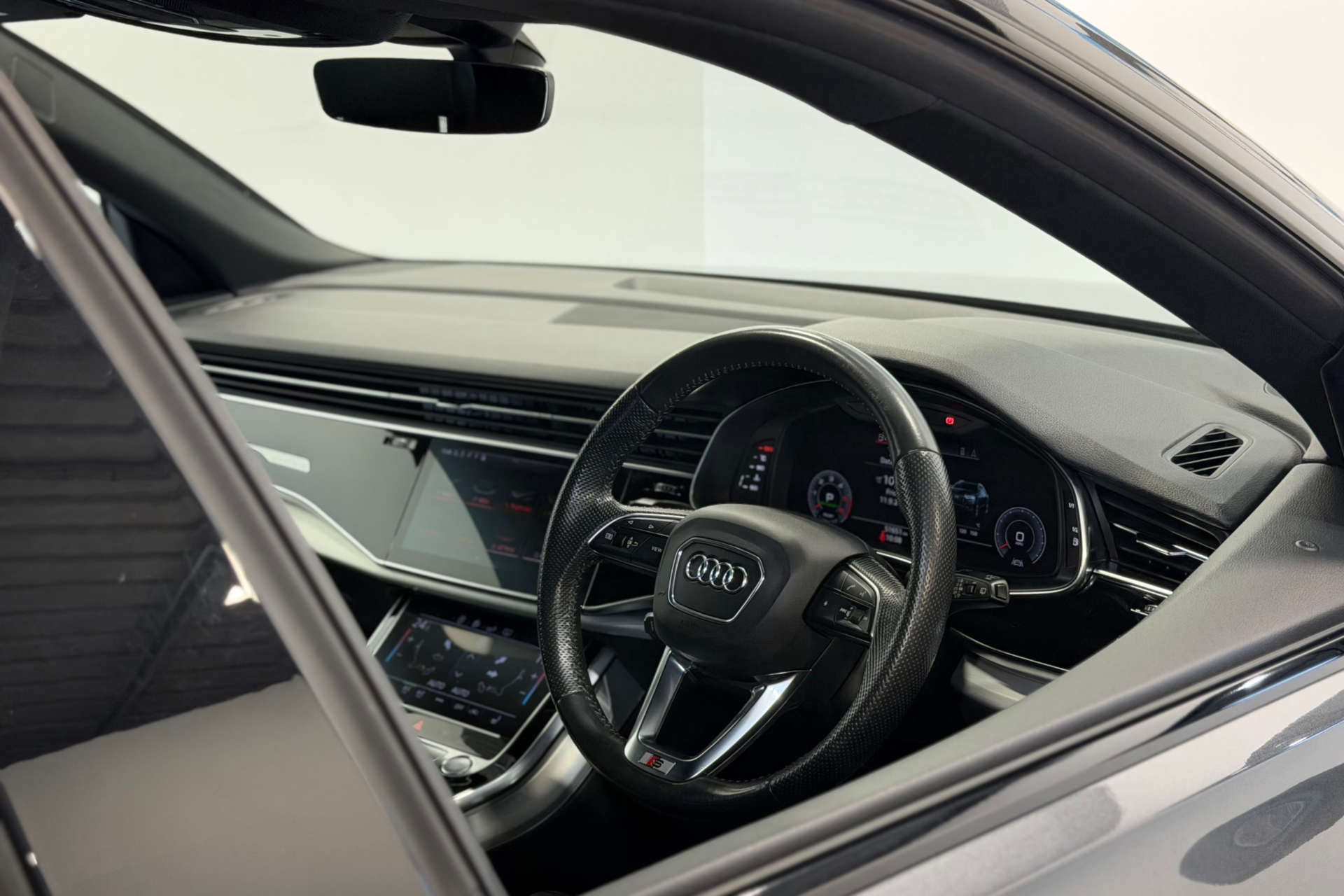 2019 Audi Q8 S Line - vehicle photo 15 for sale on PureCar