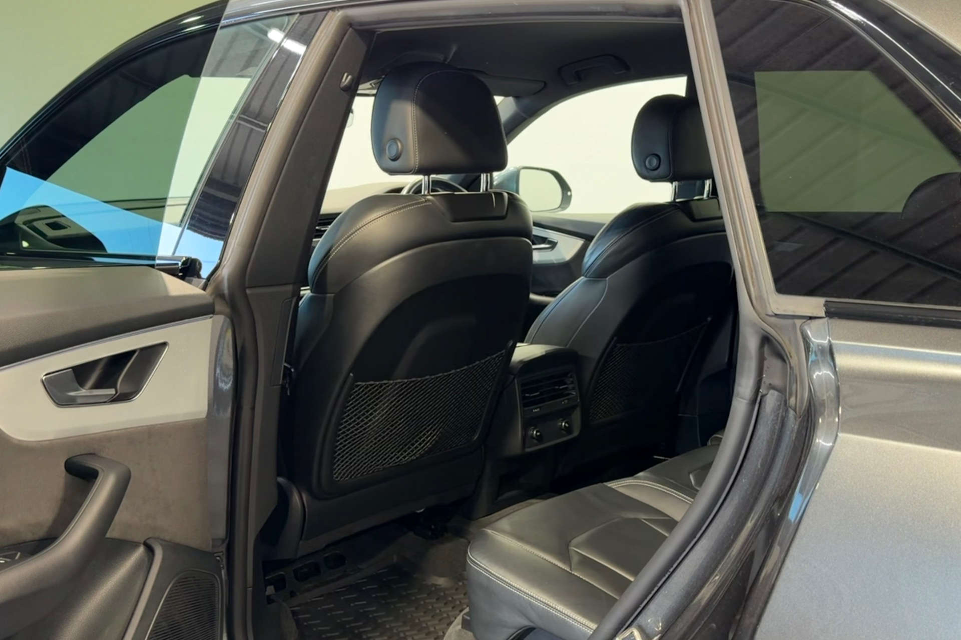 2019 Audi Q8 S Line - vehicle photo 31 for sale on PureCar