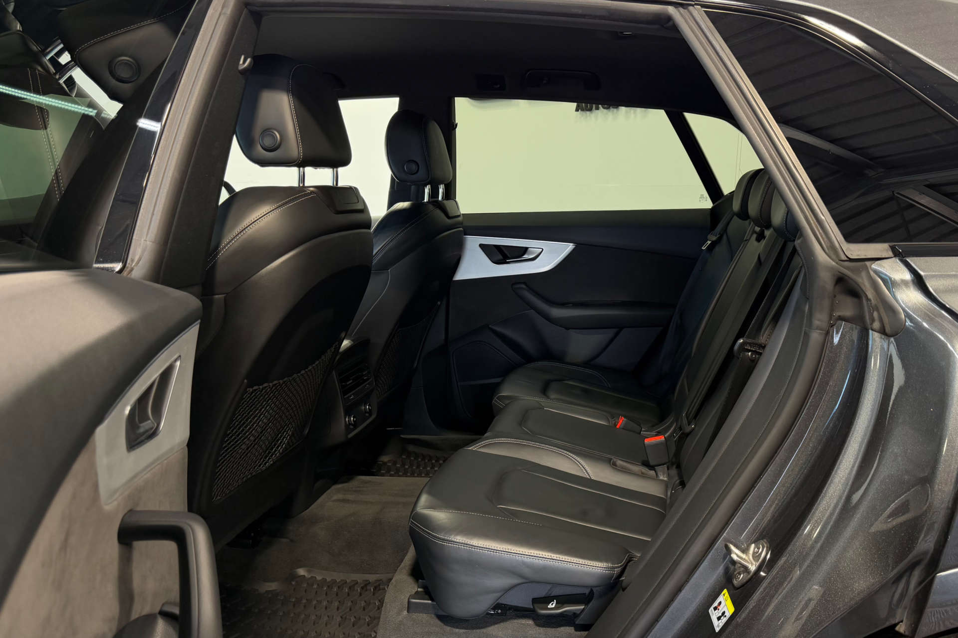2019 Audi Q8 S Line - vehicle photo 32 for sale on PureCar