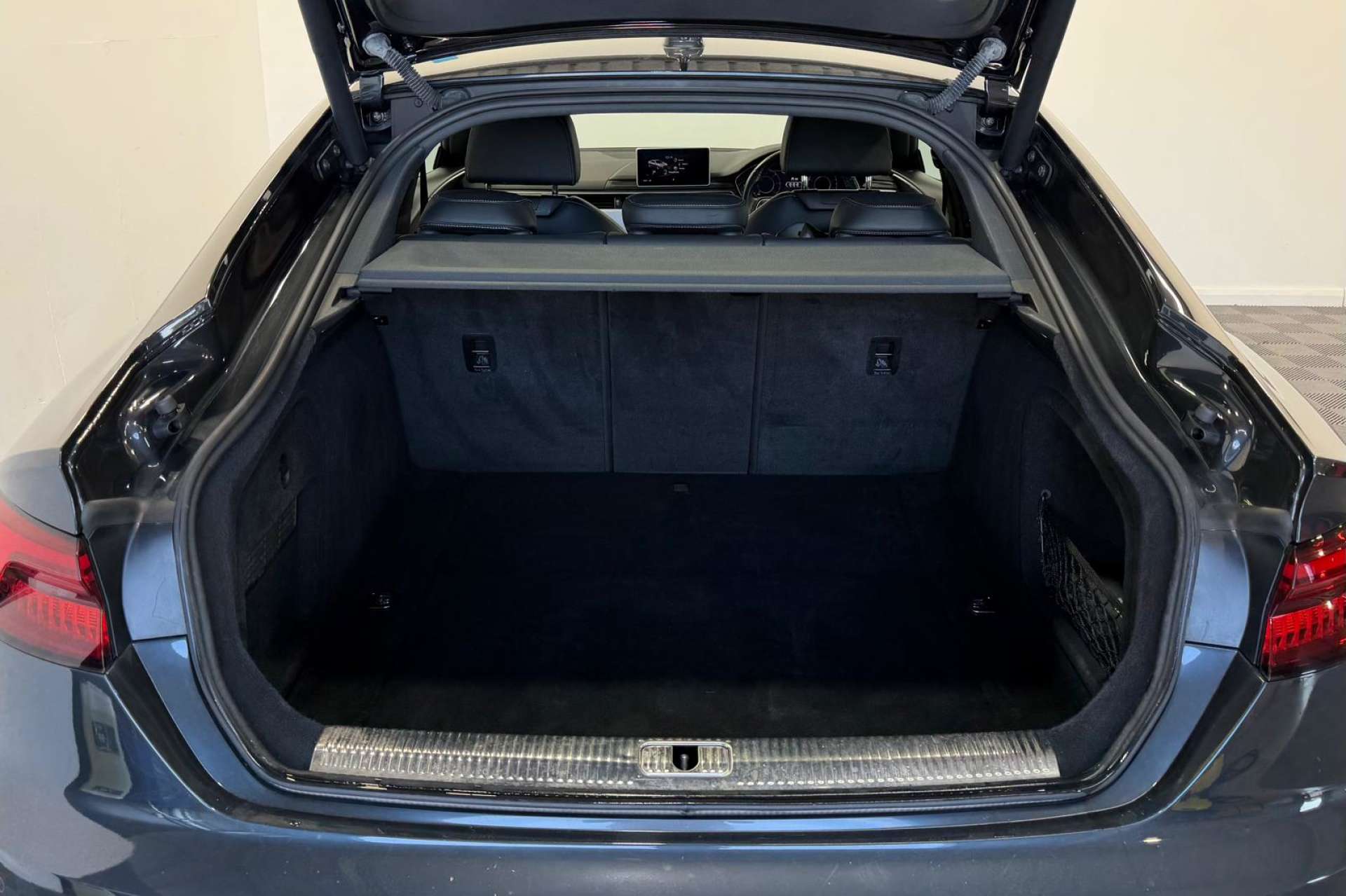 2019 Audi A5 2.0 A5 Sportback 40 TDI S Line Semi-Auto 5dr - vehicle photo 11 for sale on PureCar