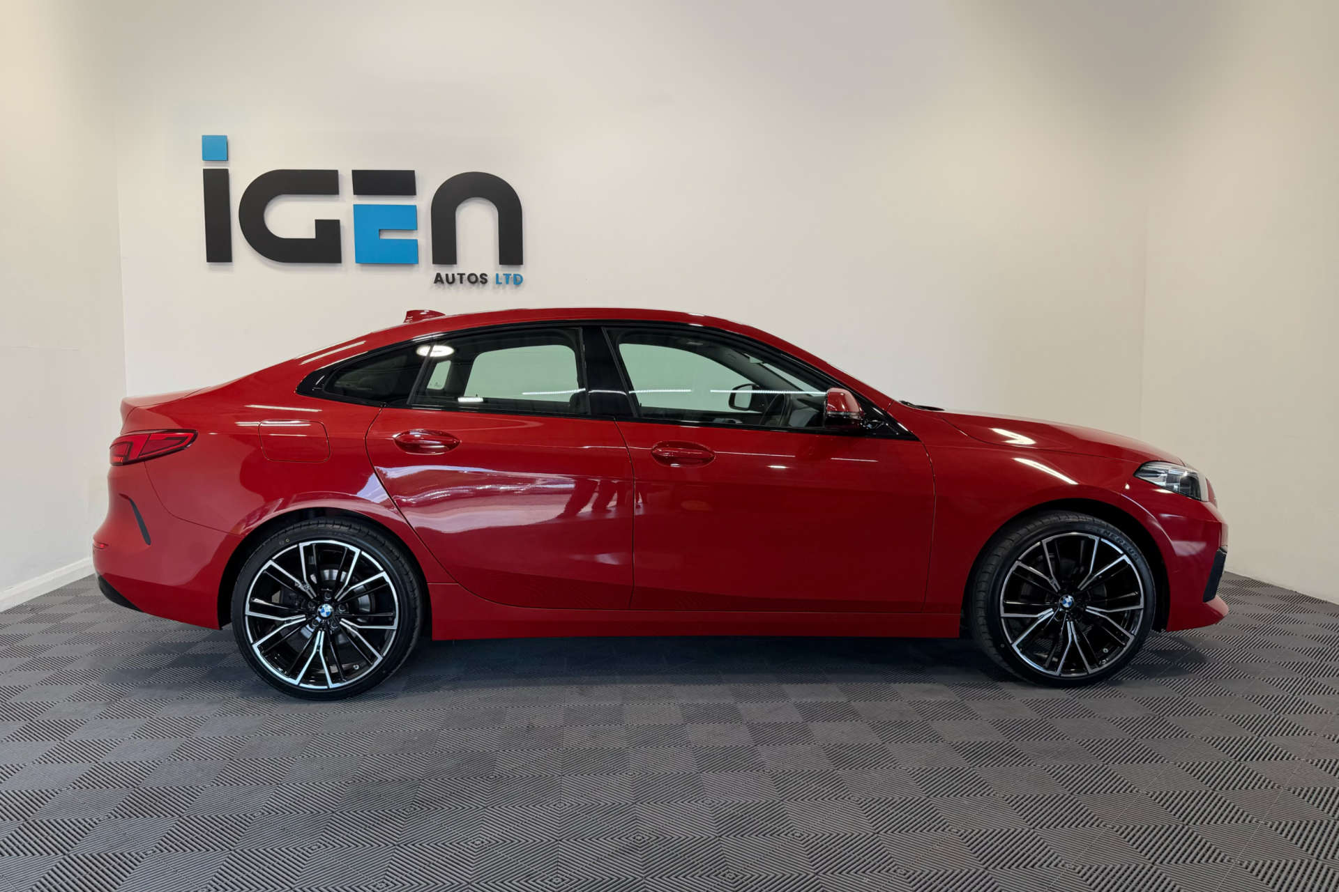 2020 BMW 2 SERIES 1.5 218i Sport 4dr - vehicle photo 5 for sale on PureCar