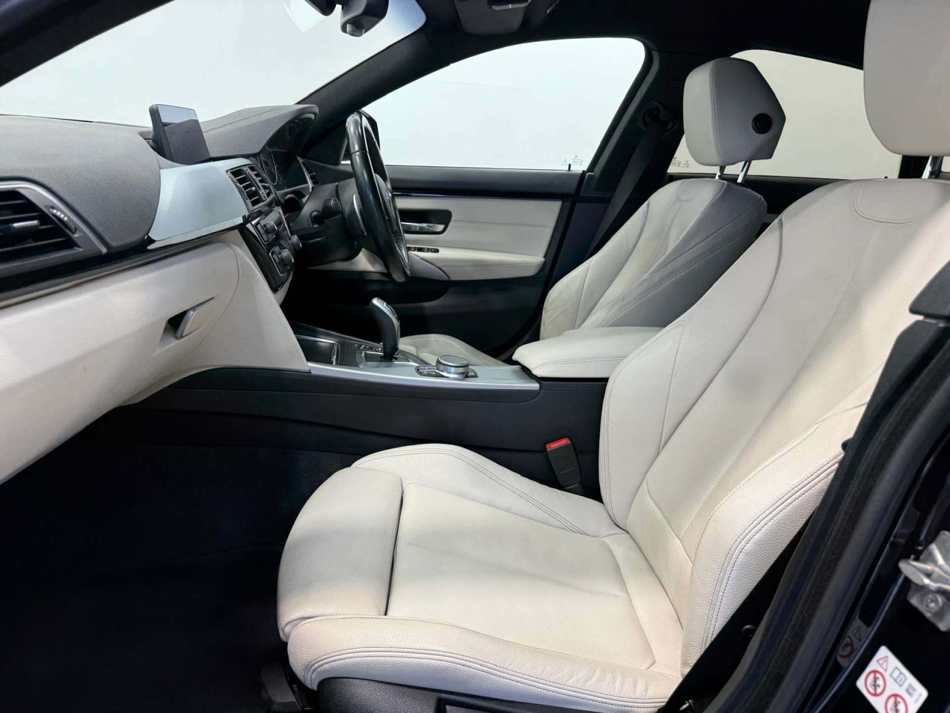 2020 BMW 4 SERIES 2.0 420d Gran Coupe M Sport Auto 5dr - vehicle photo 20 for sale on PureCar