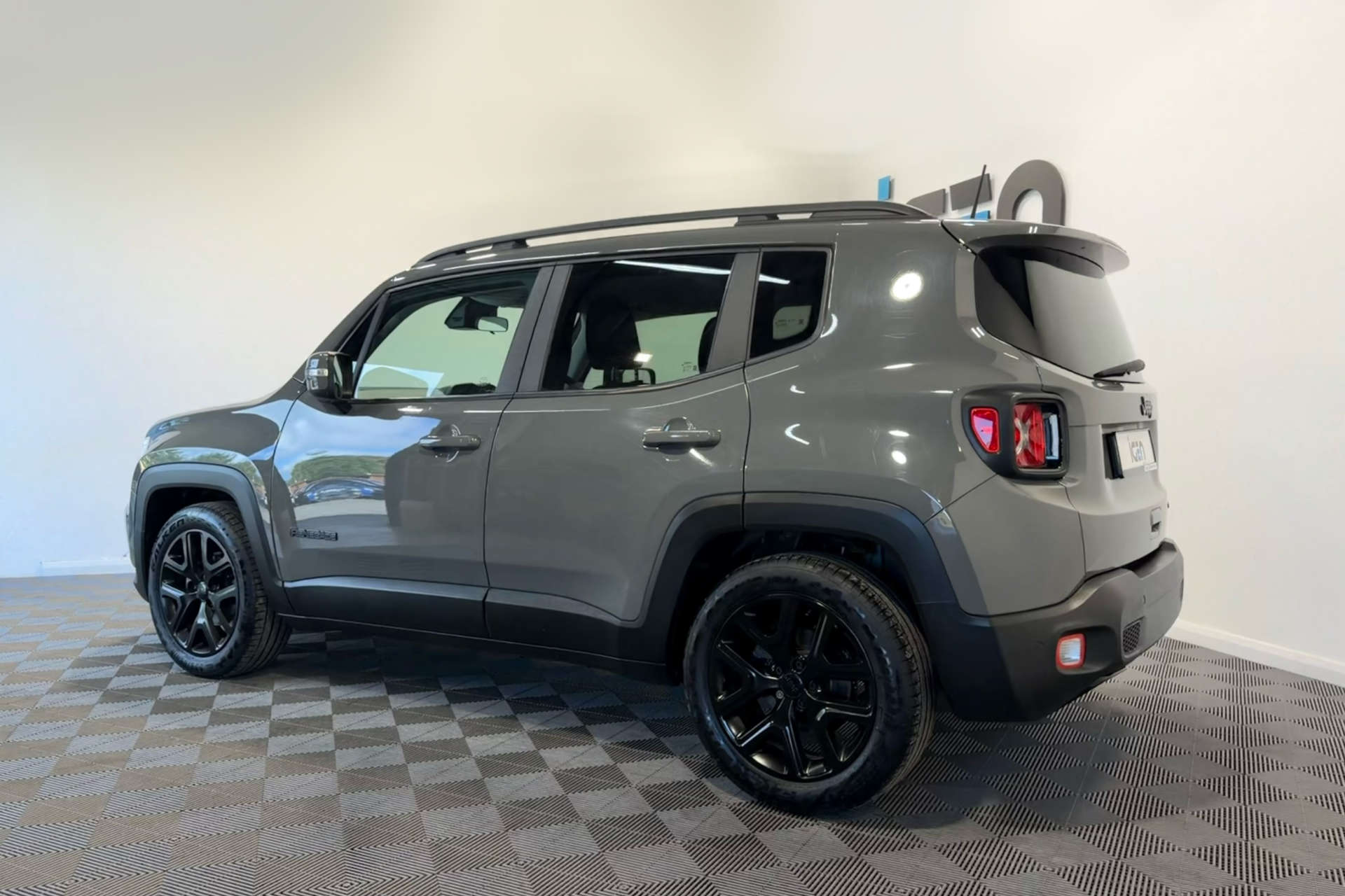 2021 Jeep RENEGADE 1.0 Renegade Night Eagle 5dr - vehicle photo 6 for sale on PureCar