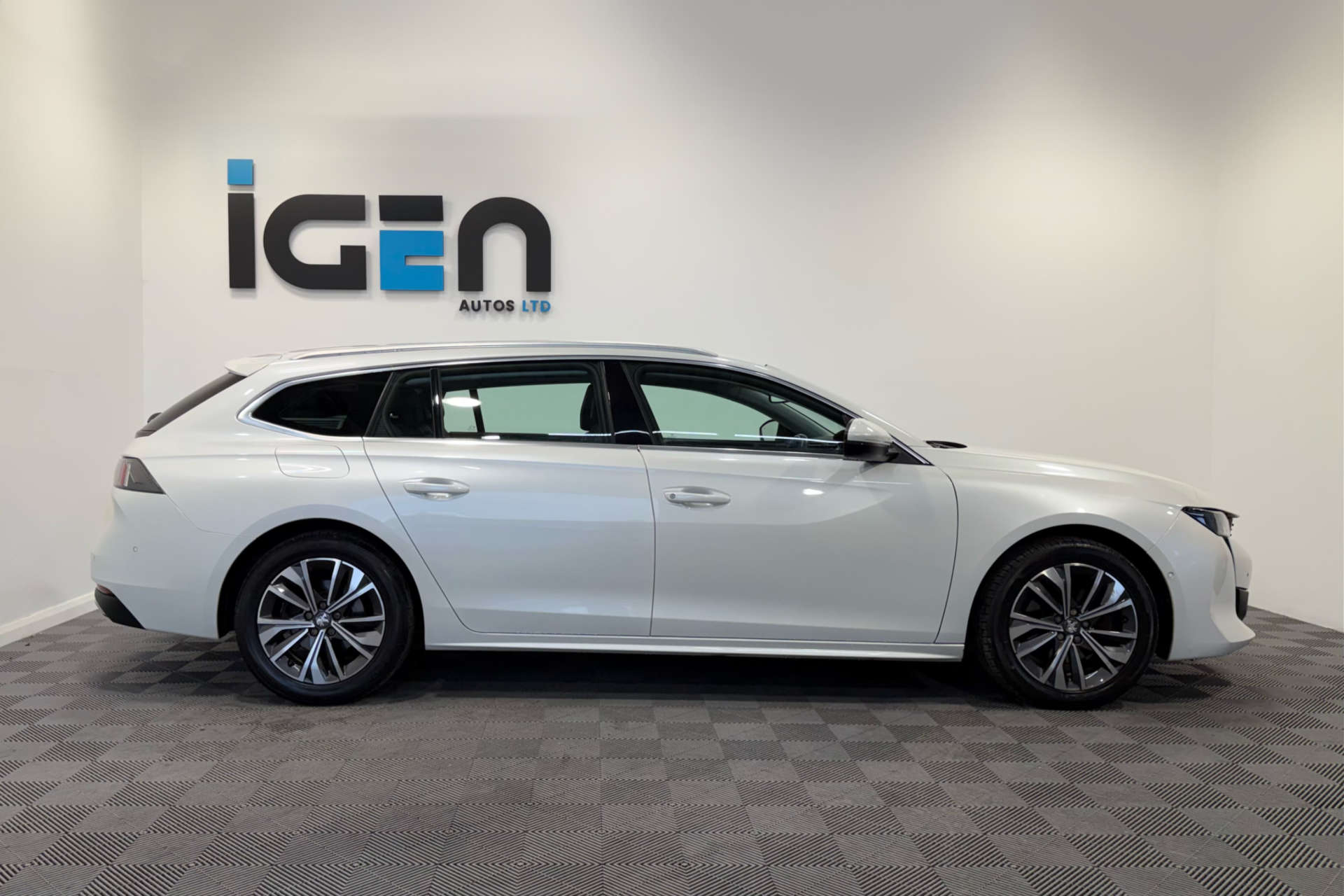 2020 Peugeot 1.5 508 Allure SW Blue HDi S/S Auto 5dr - vehicle photo 5 for sale on PureCar
