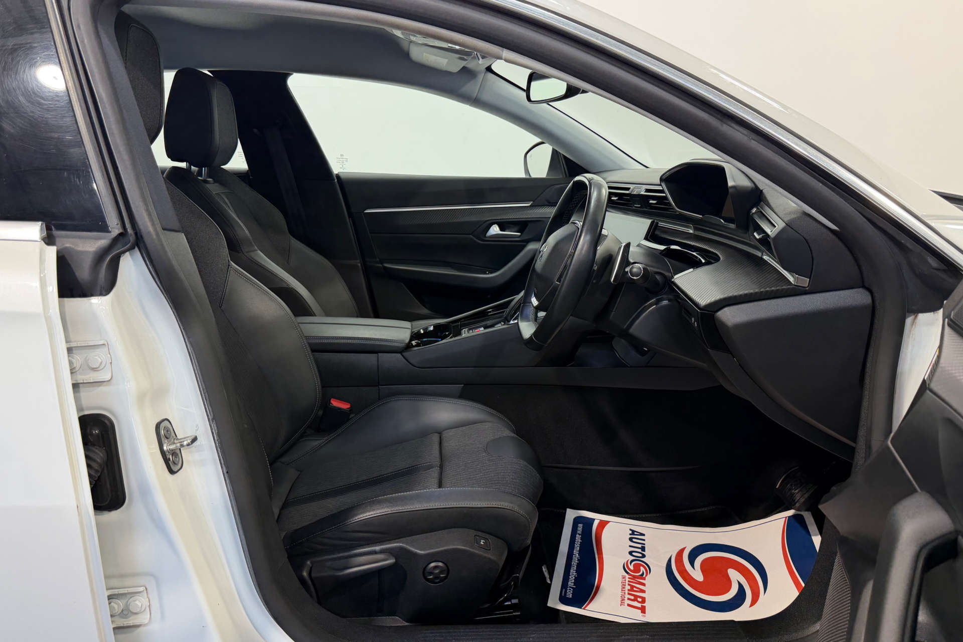 2020 Peugeot 1.5 508 Allure SW Blue HDi S/S Auto 5dr - vehicle photo 16 for sale on PureCar