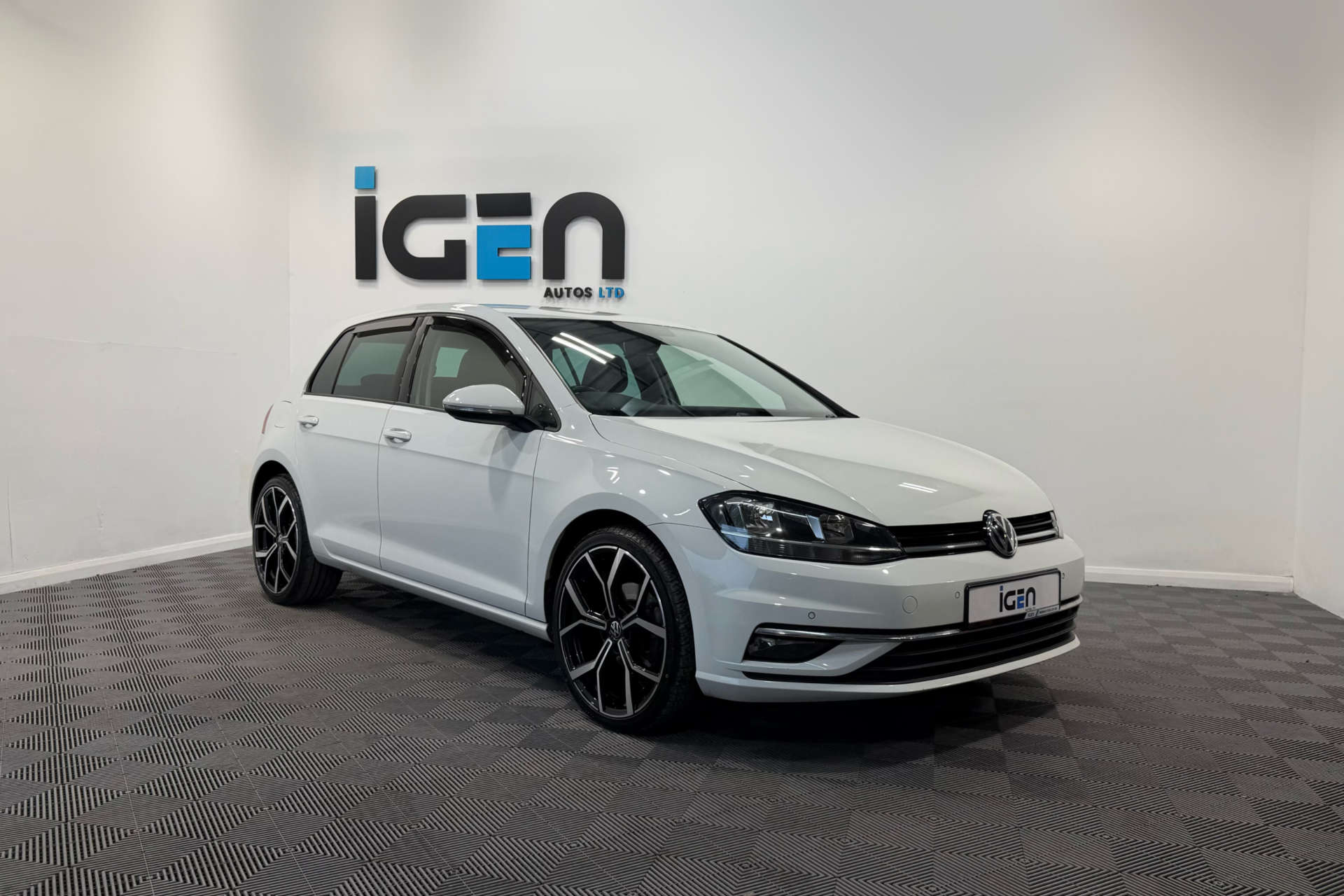 2019 Volkswagen GOLF 1.6 Golf Match TDI 5dr - vehicle photo 3 for sale on PureCar