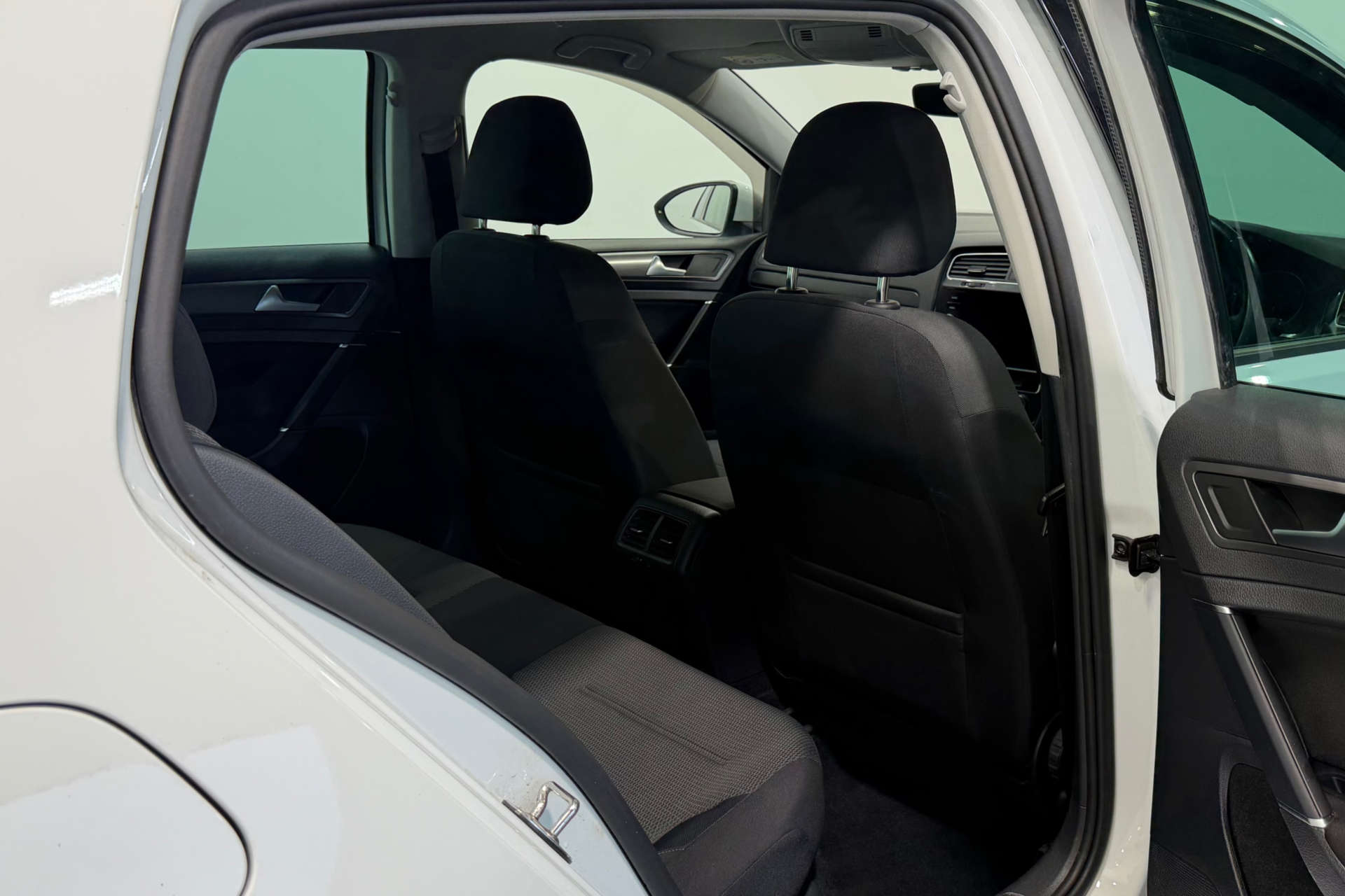 2019 Volkswagen GOLF 1.6 Golf Match TDI 5dr - vehicle photo 25 for sale on PureCar