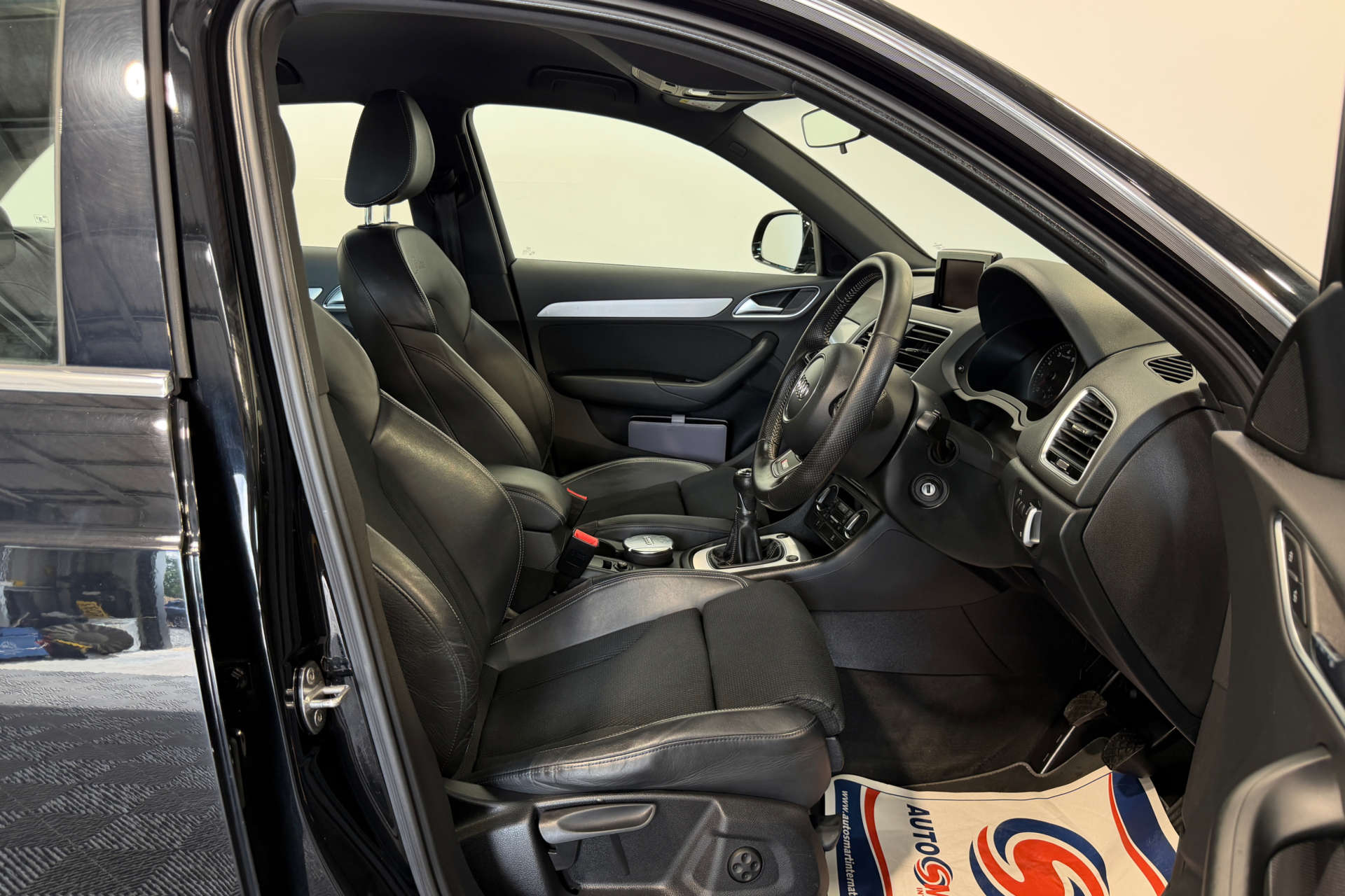2016 Audi Q3 1.4 Q3 S Line TFSI 5dr - vehicle photo 15 for sale on PureCar