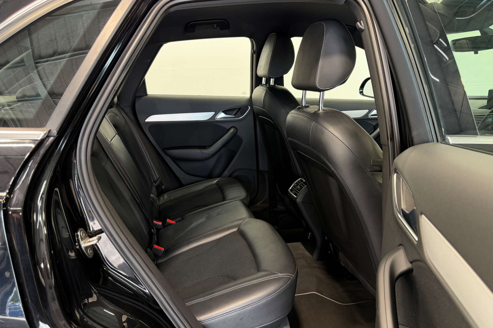 2016 Audi Q3 1.4 Q3 S Line TFSI 5dr - vehicle photo 26 for sale on PureCar