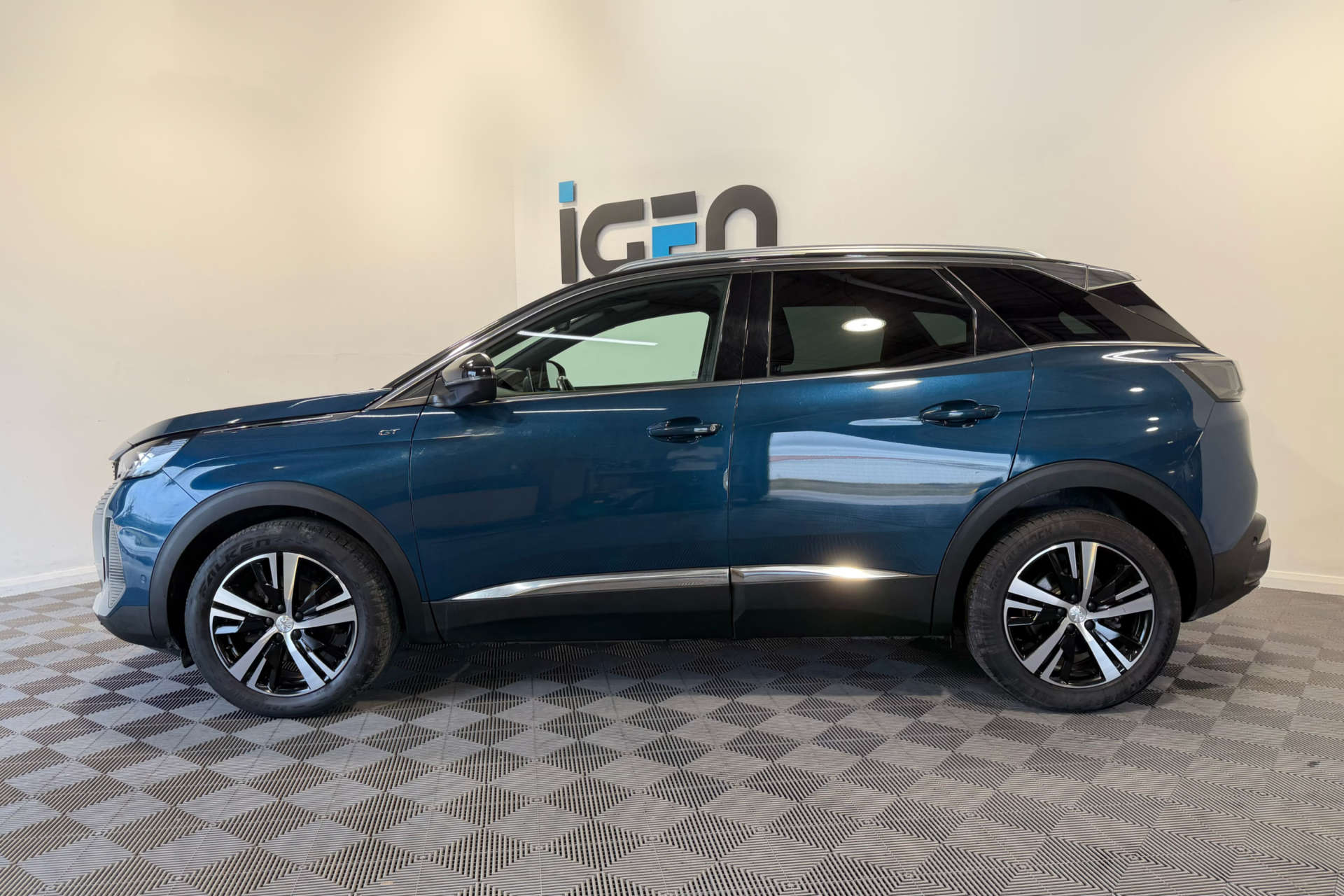2022 Peugeot 1.5 3008 GT Blue HDi S/S 5dr - vehicle photo 4 for sale on PureCar