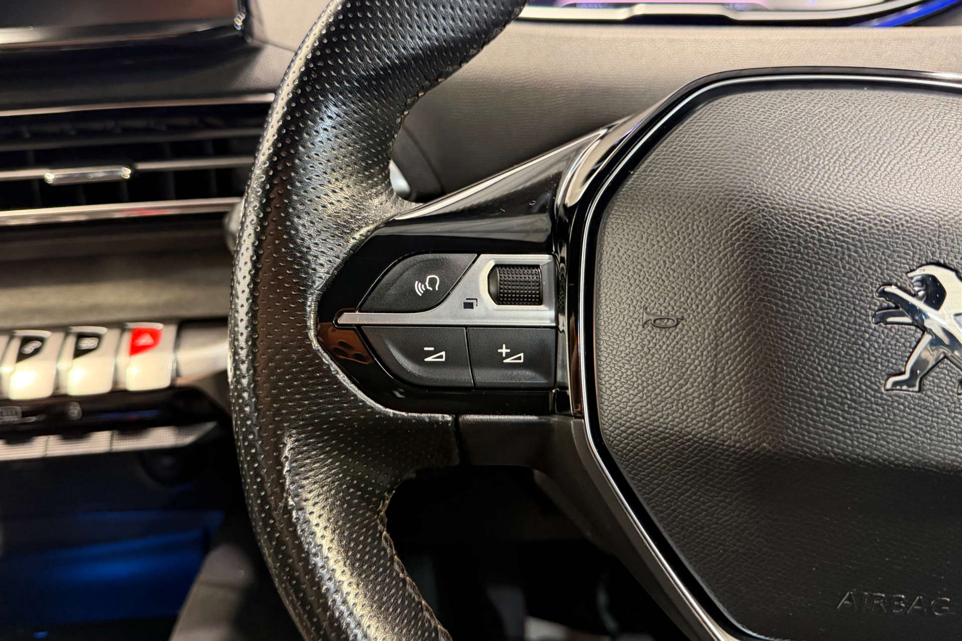 2022 Peugeot 1.5 3008 GT Blue HDi S/S 5dr - vehicle photo 23 for sale on PureCar