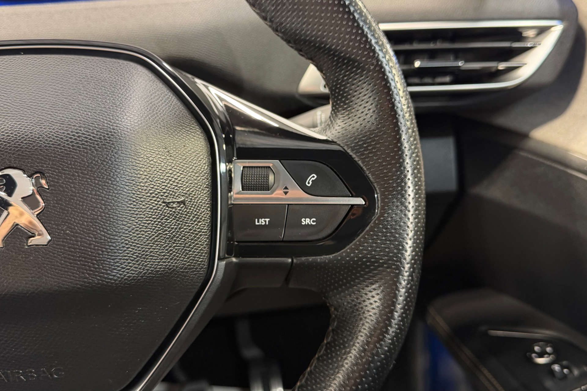 2022 Peugeot 1.5 3008 GT Blue HDi S/S 5dr - vehicle photo 25 for sale on PureCar