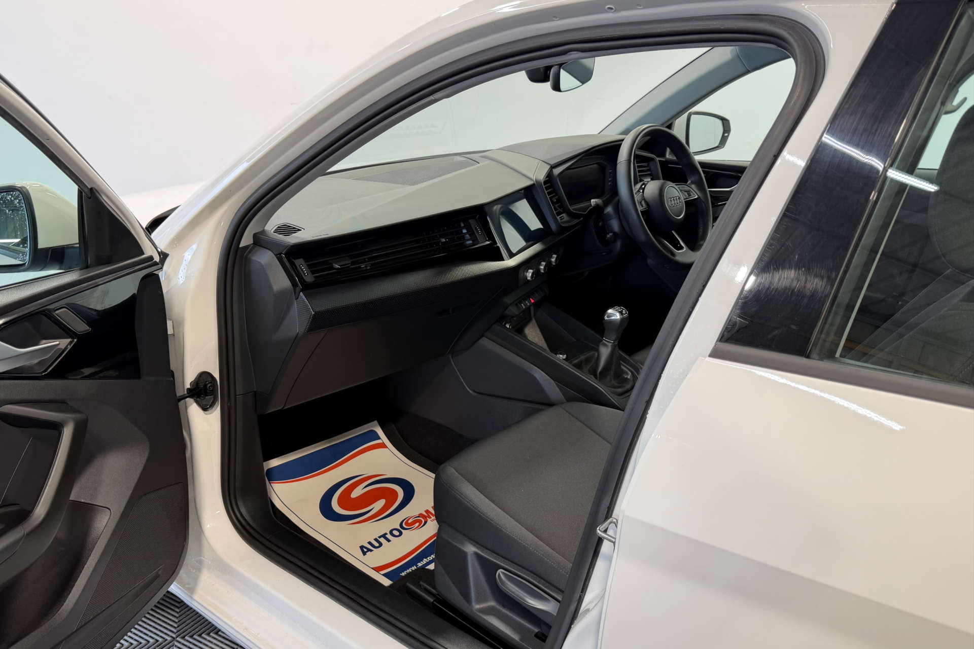 2022 Audi A1 1.0 A1 Sportback 25 TFSI Technik 5dr - vehicle photo 12 for sale on PureCar