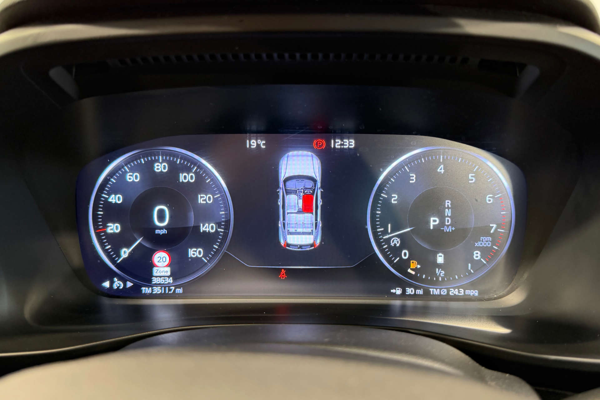 2021 Volvo XC40 2.0 XC40 Inscription Pro B4 MHEV AWD Auto 4WD 5dr - vehicle photo 24 for sale on PureCar