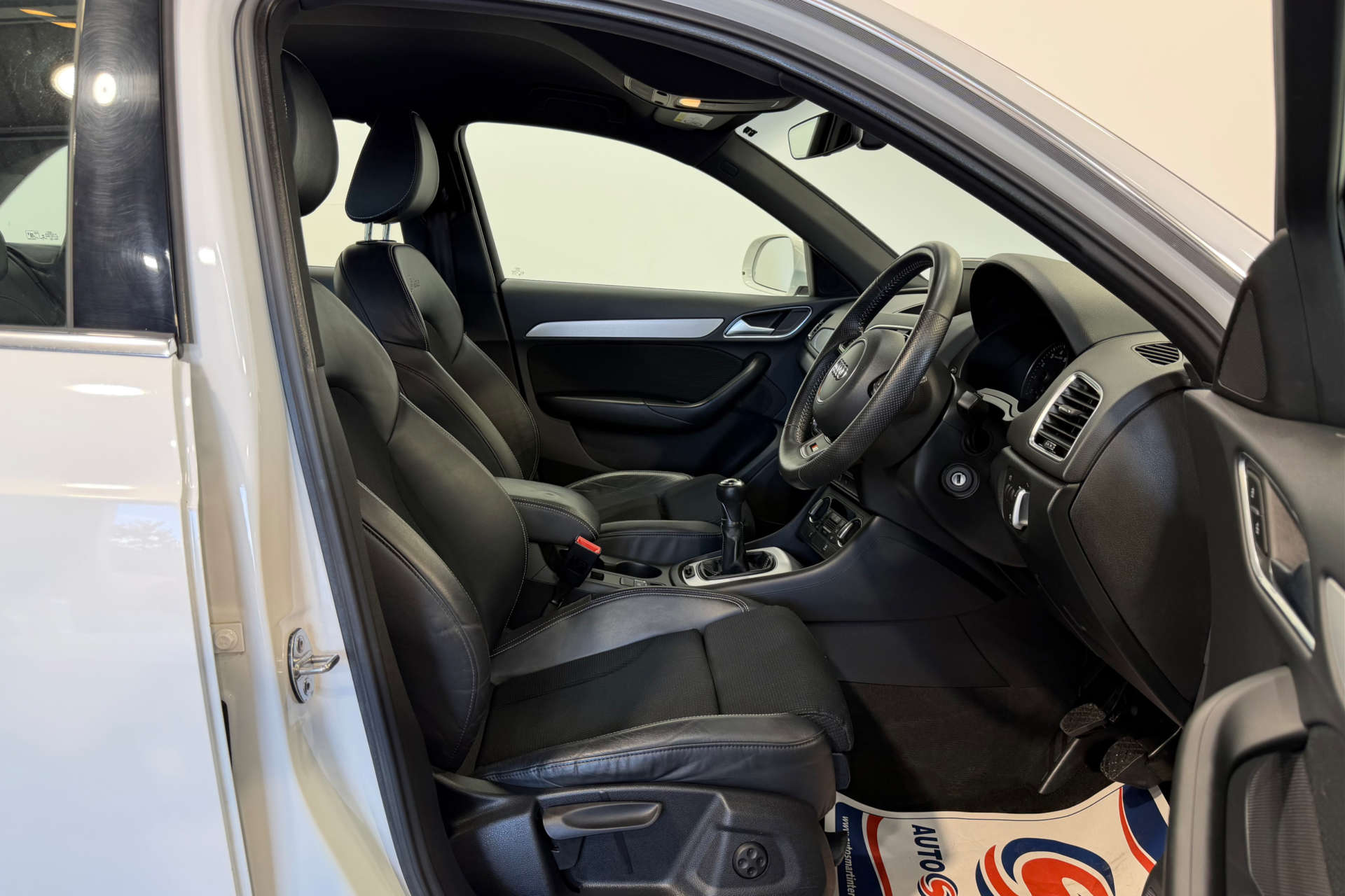 2017 Audi Q3 1.4 Q3 S Line Edition TFSI 5dr - vehicle photo 17 for sale on PureCar