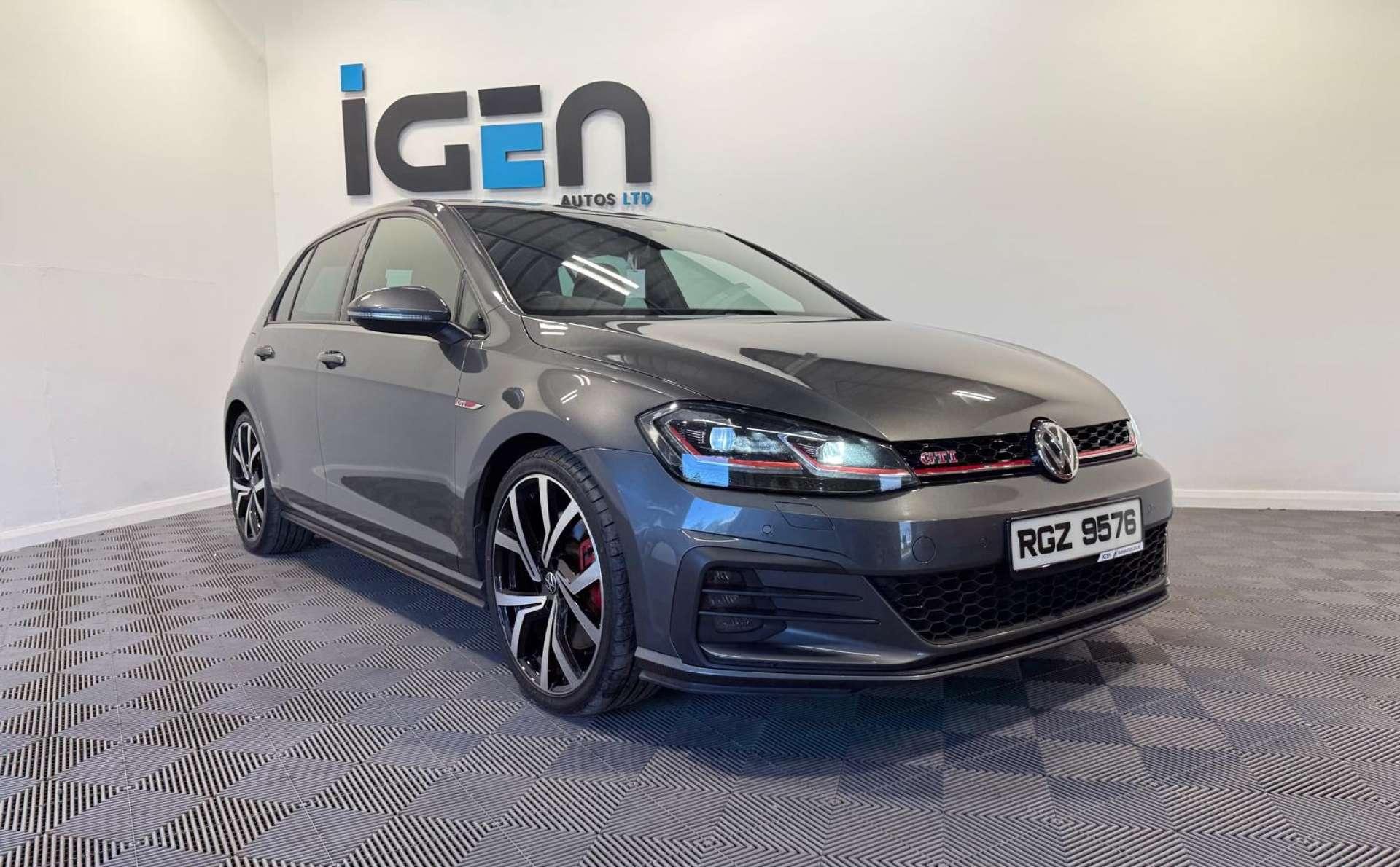 2020 Volkswagen GOLF 2.0 Golf GTi Performance TSi Semi-Auto 5dr - vehicle photo 3 for sale on PureCar