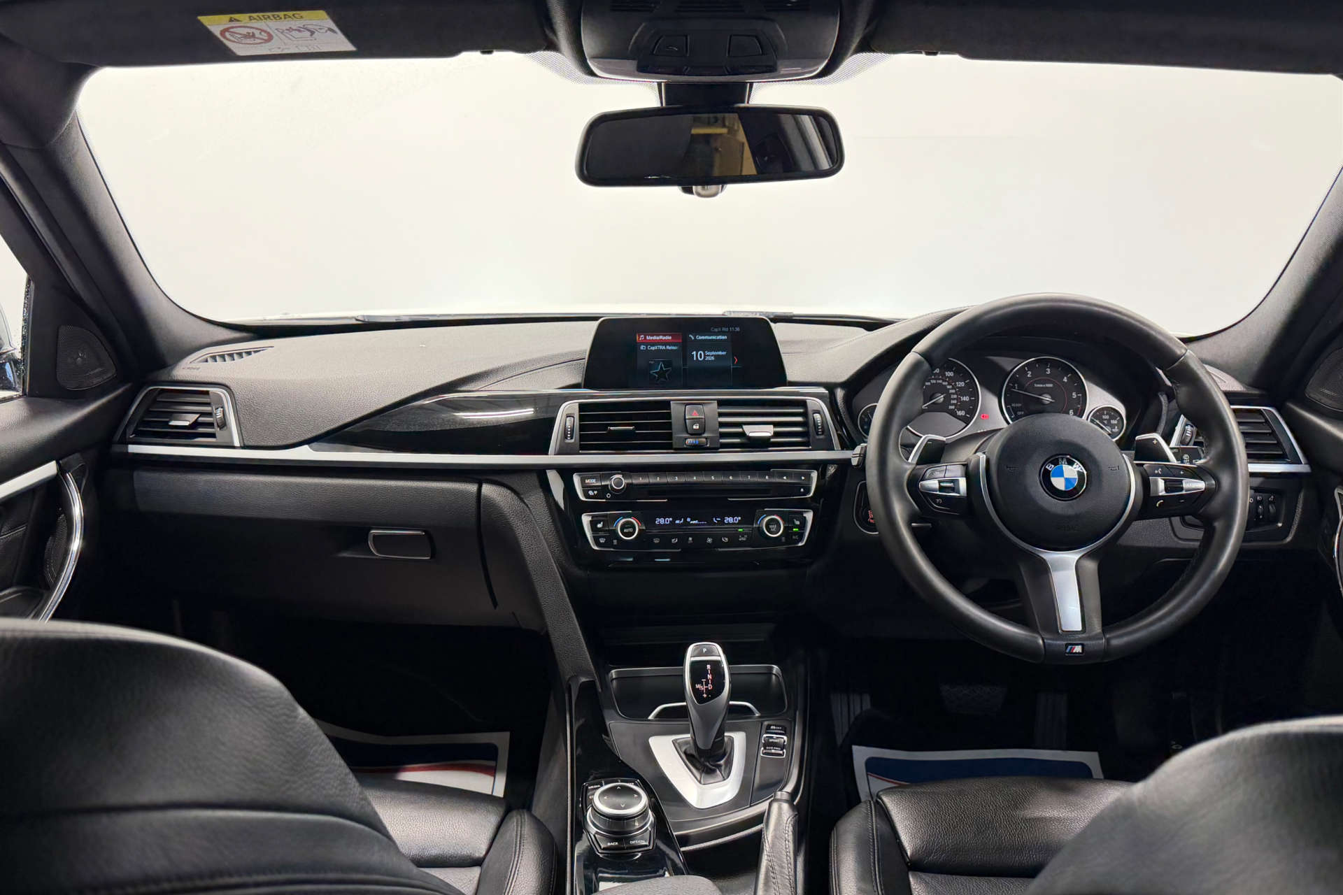 2019 BMW 3 SERIES 2.0 320d M Sport Shadow Edition Auto 5dr - vehicle photo 19 for sale on PureCar