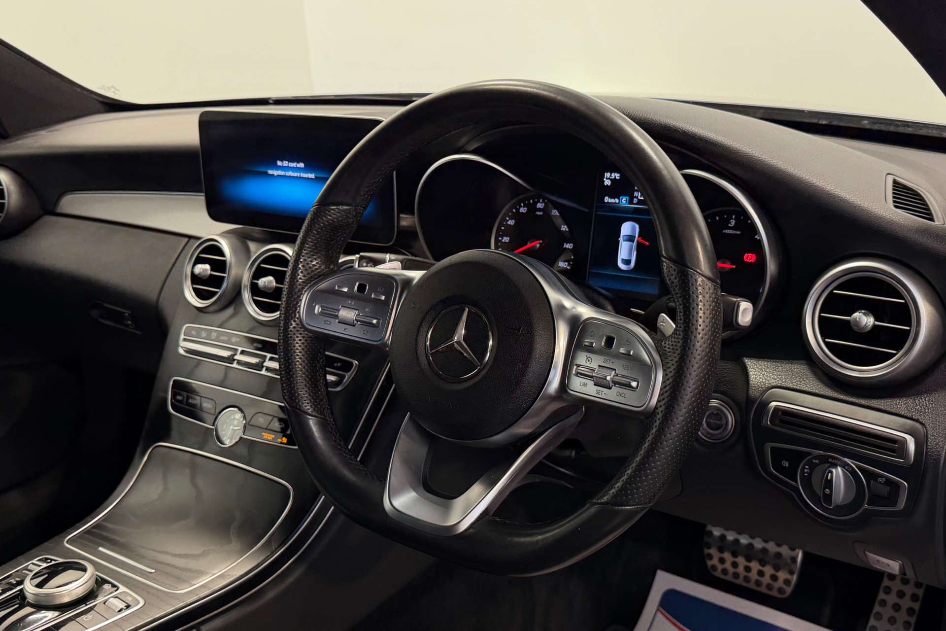 2020 MERCEDES C-CLASS 2.0 C 300 AMG Line D Auto 2dr - vehicle photo 23 for sale on PureCar