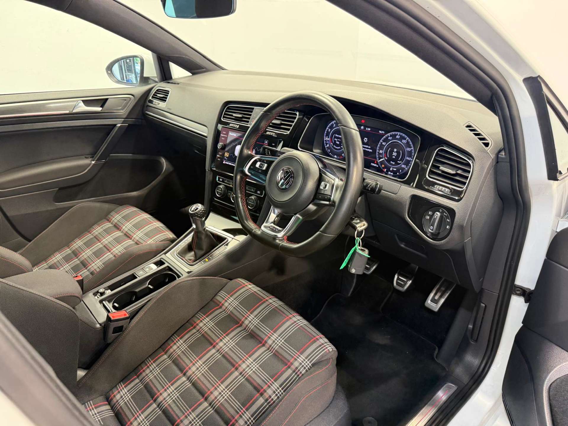 2017 Volkswagen GOLF 2.0 Golf GTi TSi 5dr - vehicle photo 13 for sale on PureCar