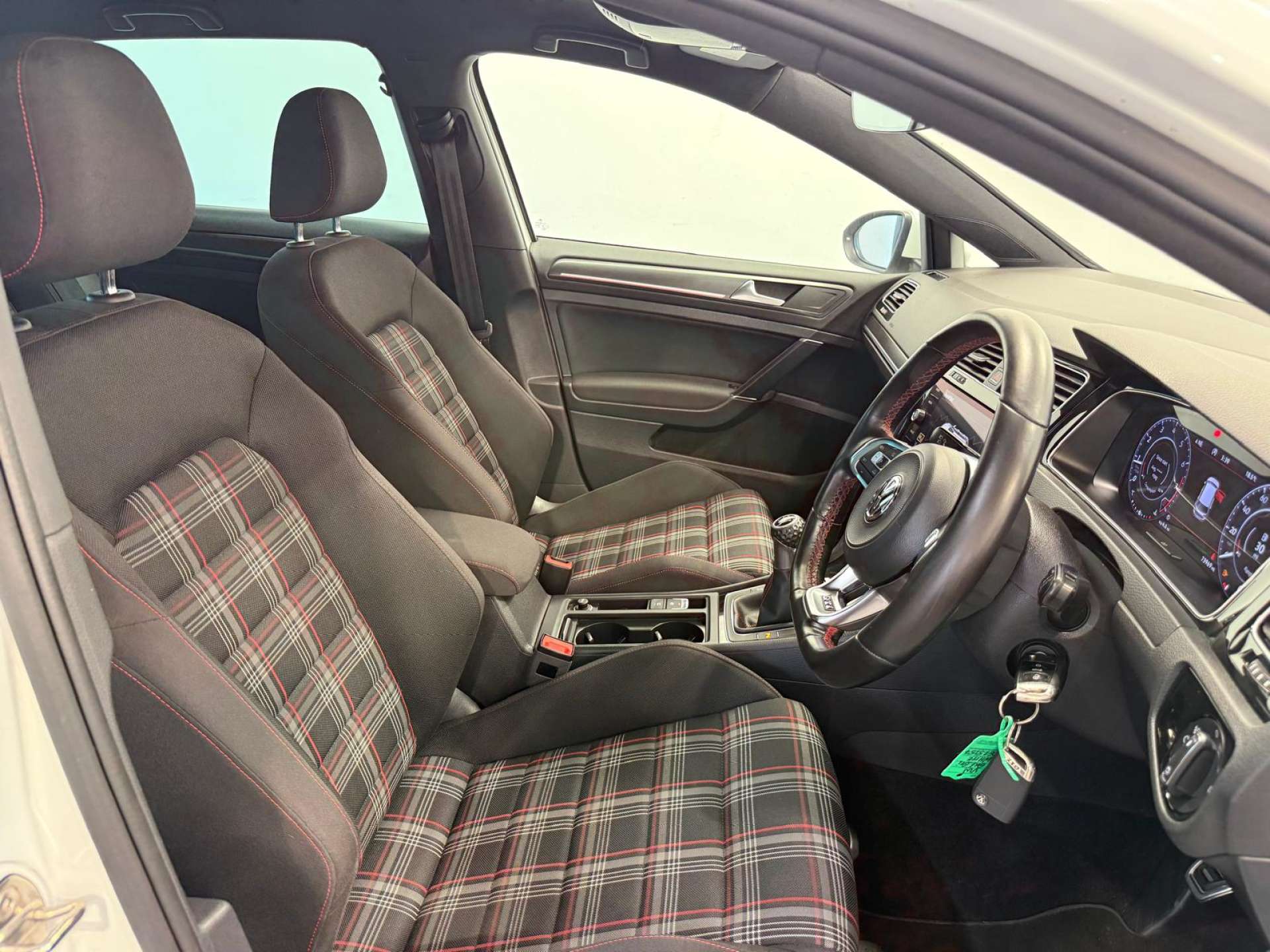 2017 Volkswagen GOLF 2.0 Golf GTi TSi 5dr - vehicle photo 14 for sale on PureCar