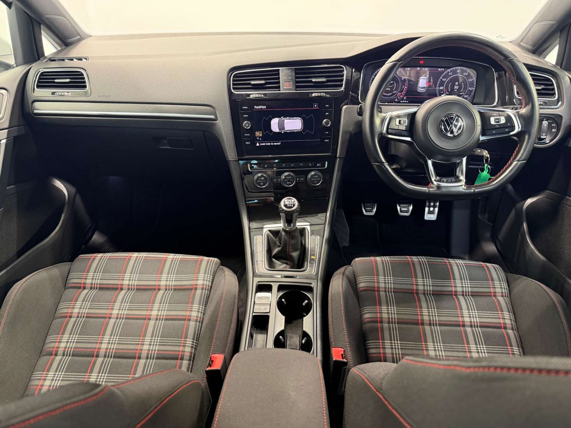 2017 Volkswagen GOLF 2.0 Golf GTi TSi 5dr - vehicle photo 17 for sale on PureCar