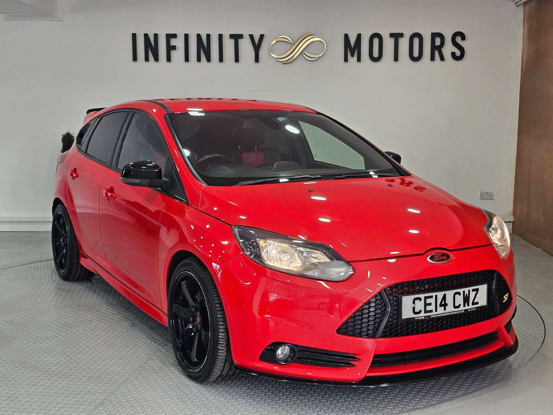 2014 Ford Focus 2.0 ST2 Hatchback 2000cc