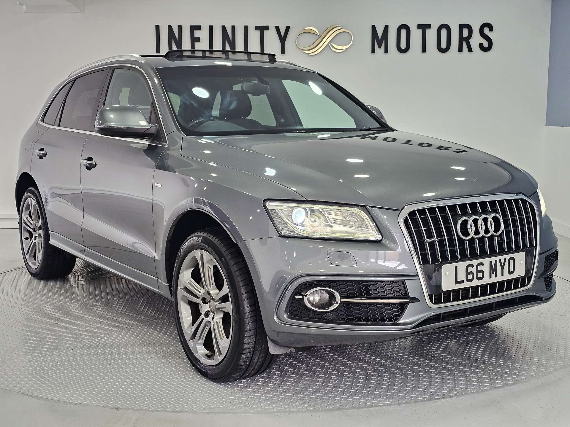 2014 Audi Q5 2.0TD quattro S Line Plus (177ps)
