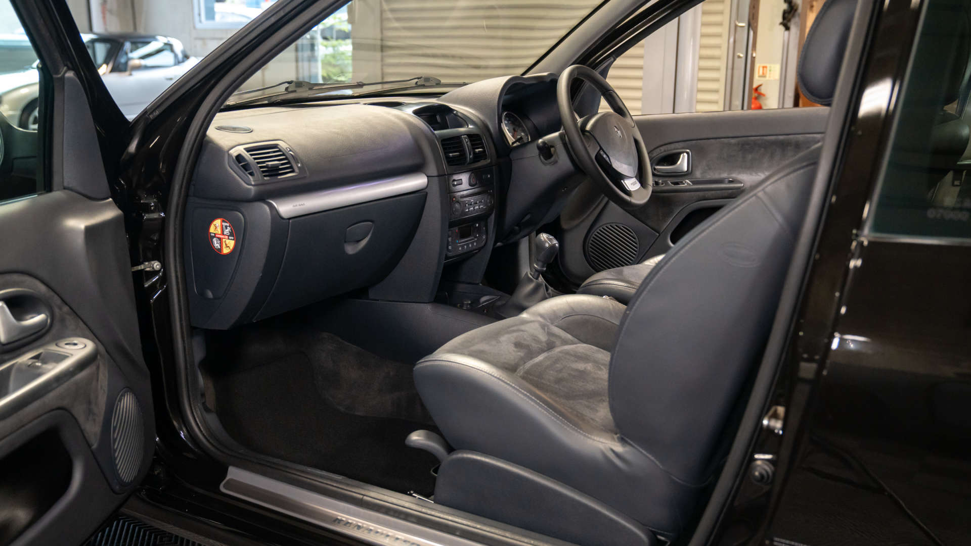 RENAULT CLIO 2.0 Clio Renault Sport 182 16v 3dr #12